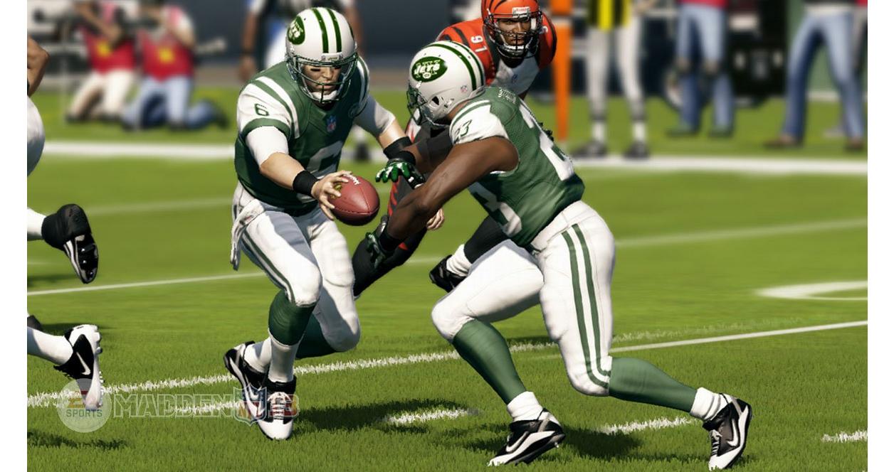 Madden NFL 13- Nintendo Wii U | Electronic Arts | GameStop