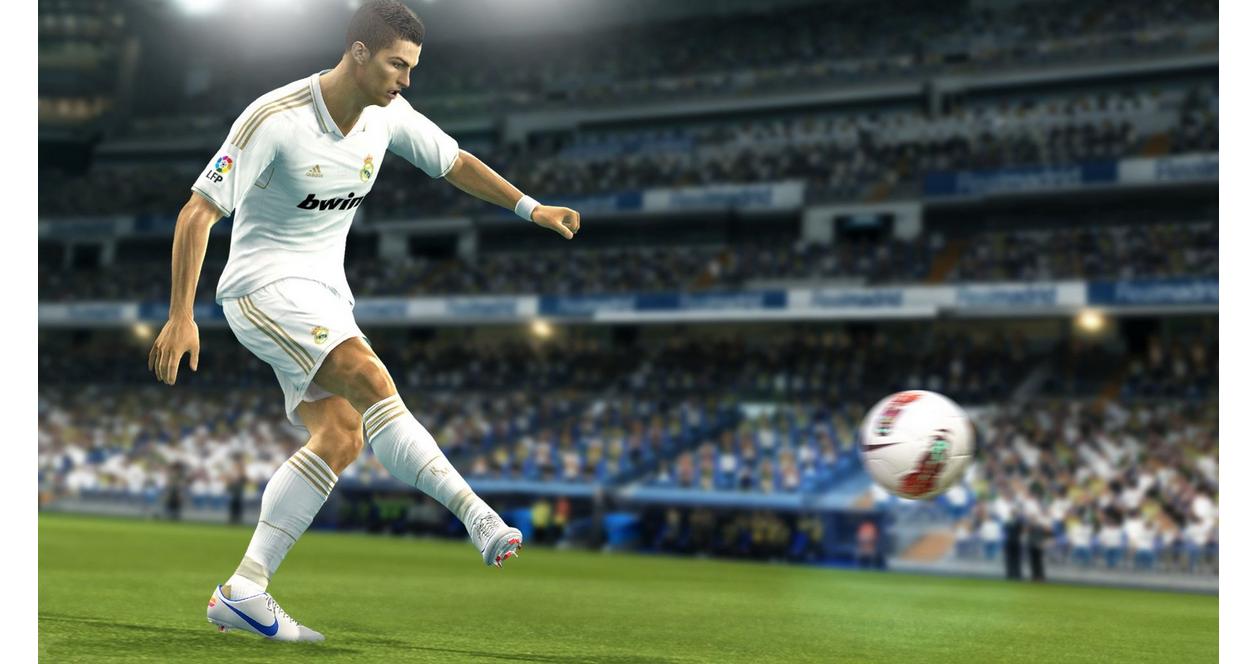 新品　PC版 PES2013 Pro Evolution Soccer EU Buy Pro Evolution Soccer PES 2013 Xbox Live Key GLOBAL