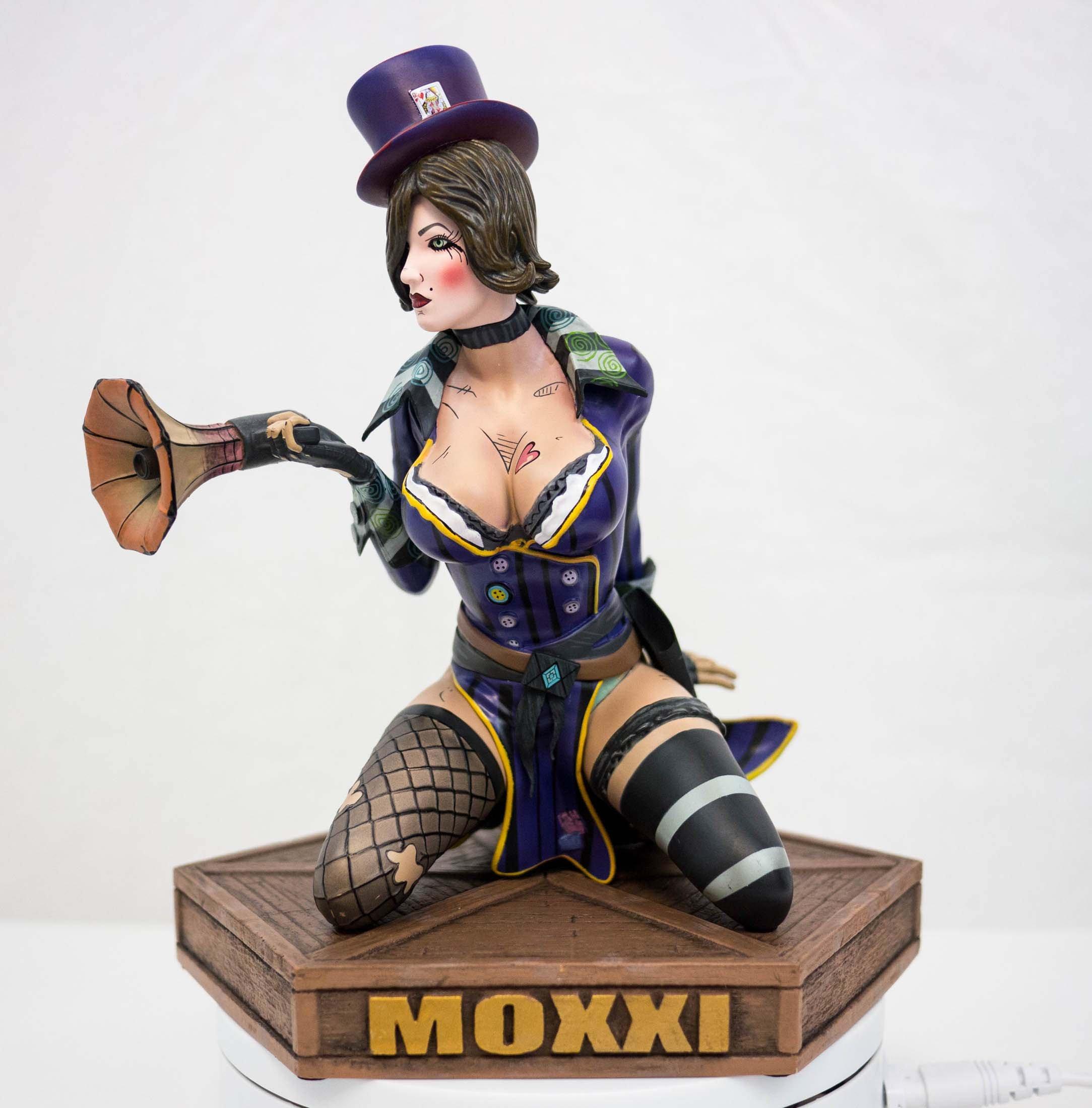 gamestop mad moxxi statue