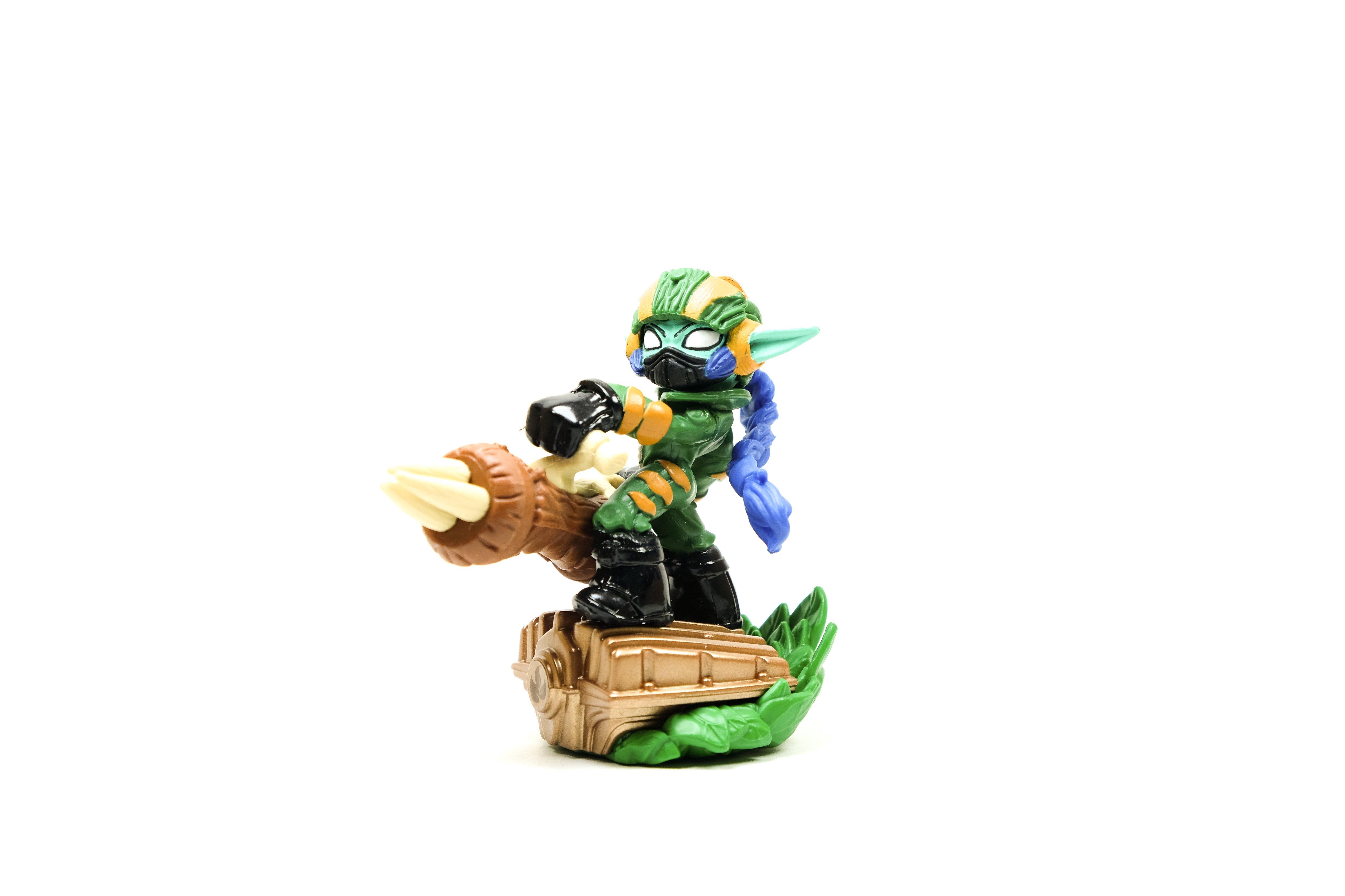 skylanders superchargers super shot stealth elf