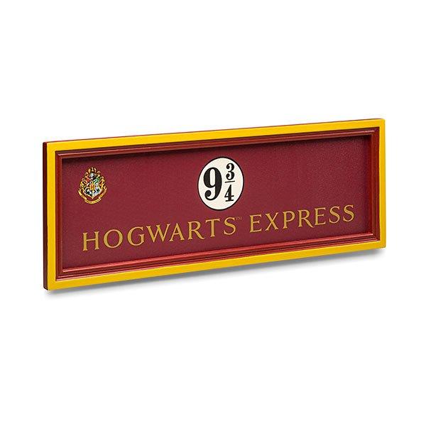 Platform 9 34 Hogwarts Sign Gamestop