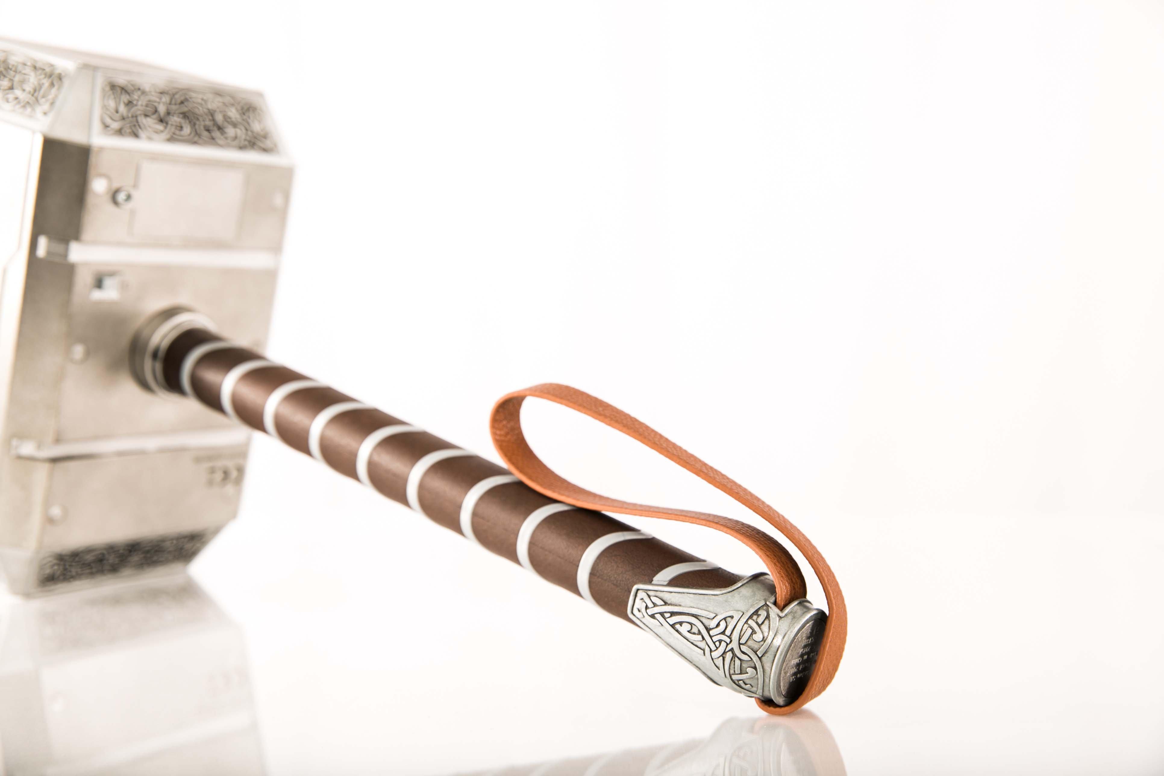 Marvel Legends Thor's Hammer Thor Hammer Mjolnir Marvel Replica Legends Series Hasbro Electronic