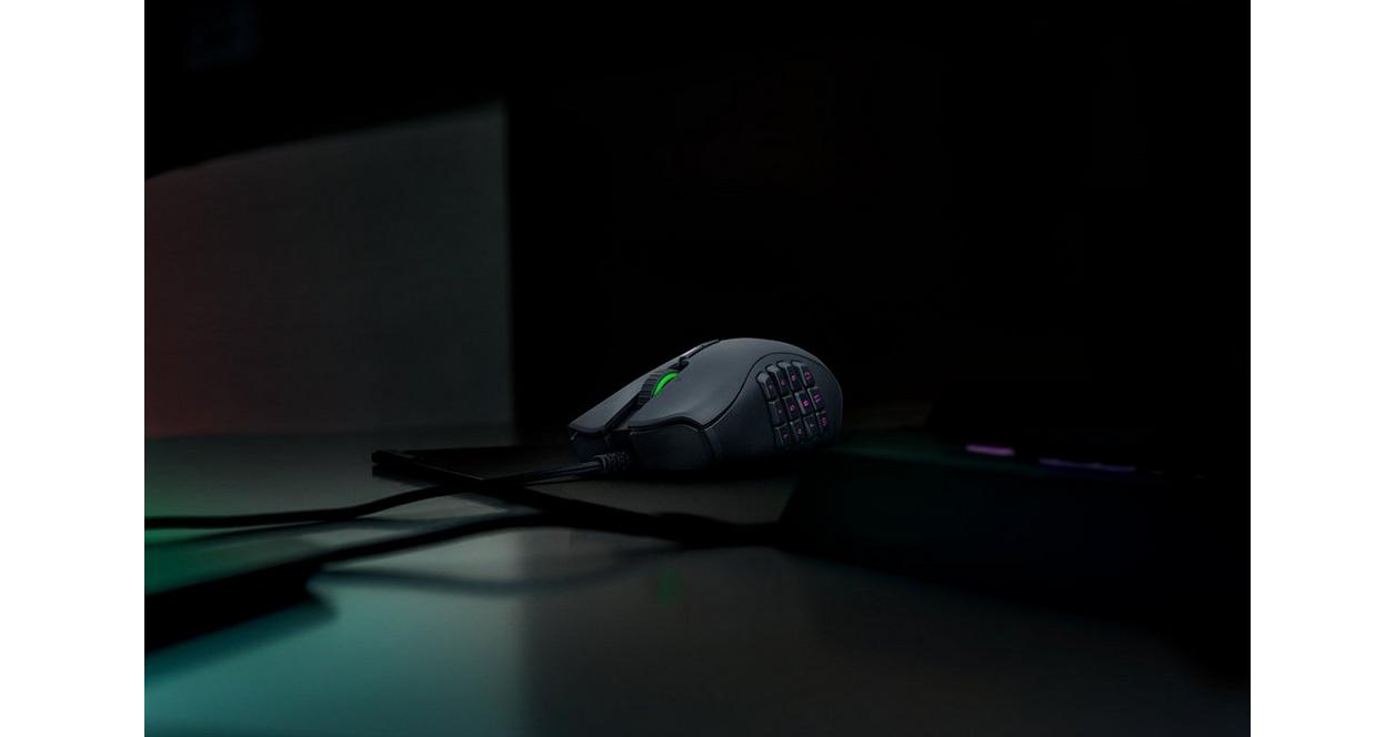 Razer Naga Trinity Wired Gaming Mouse | GameStop