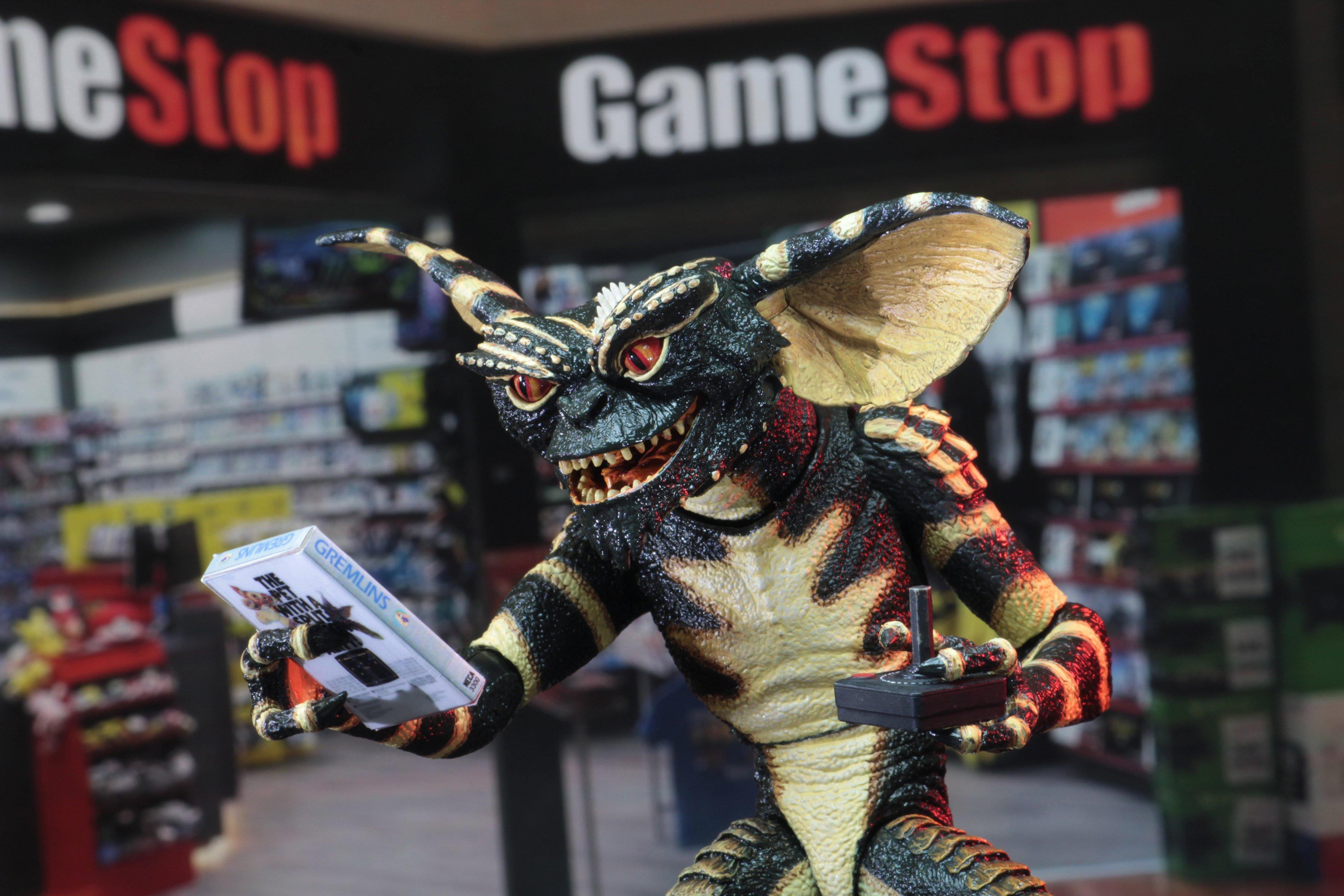ultimate gamer gremlin action figure
