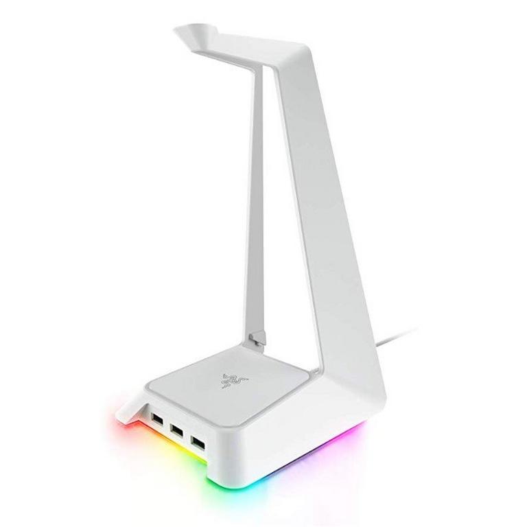 Razer Base Station Chroma 美品 Razer Base Station Chroma Headset Stand | GameStop
