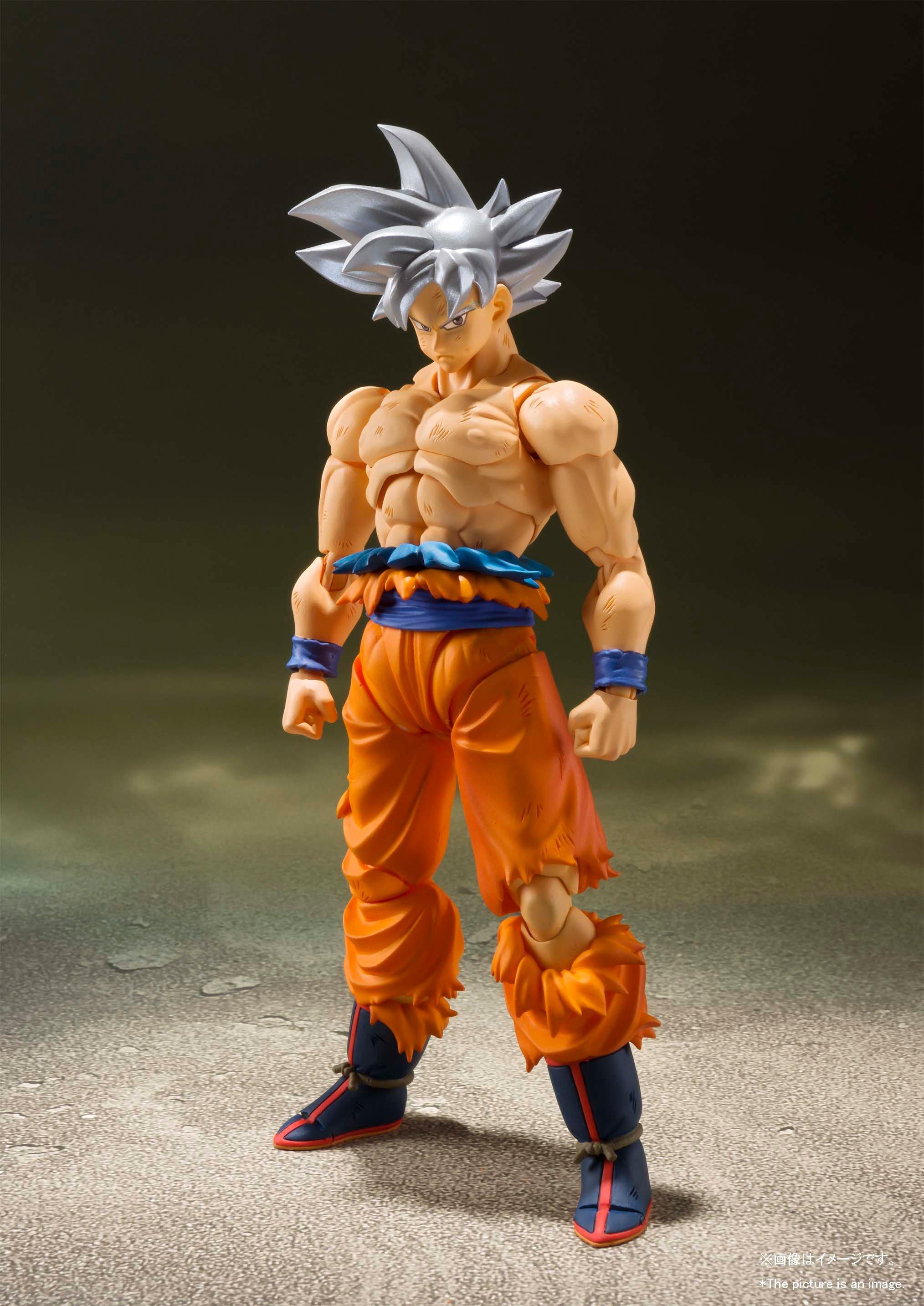 Ultra Instinct Goku Figure Gamestop