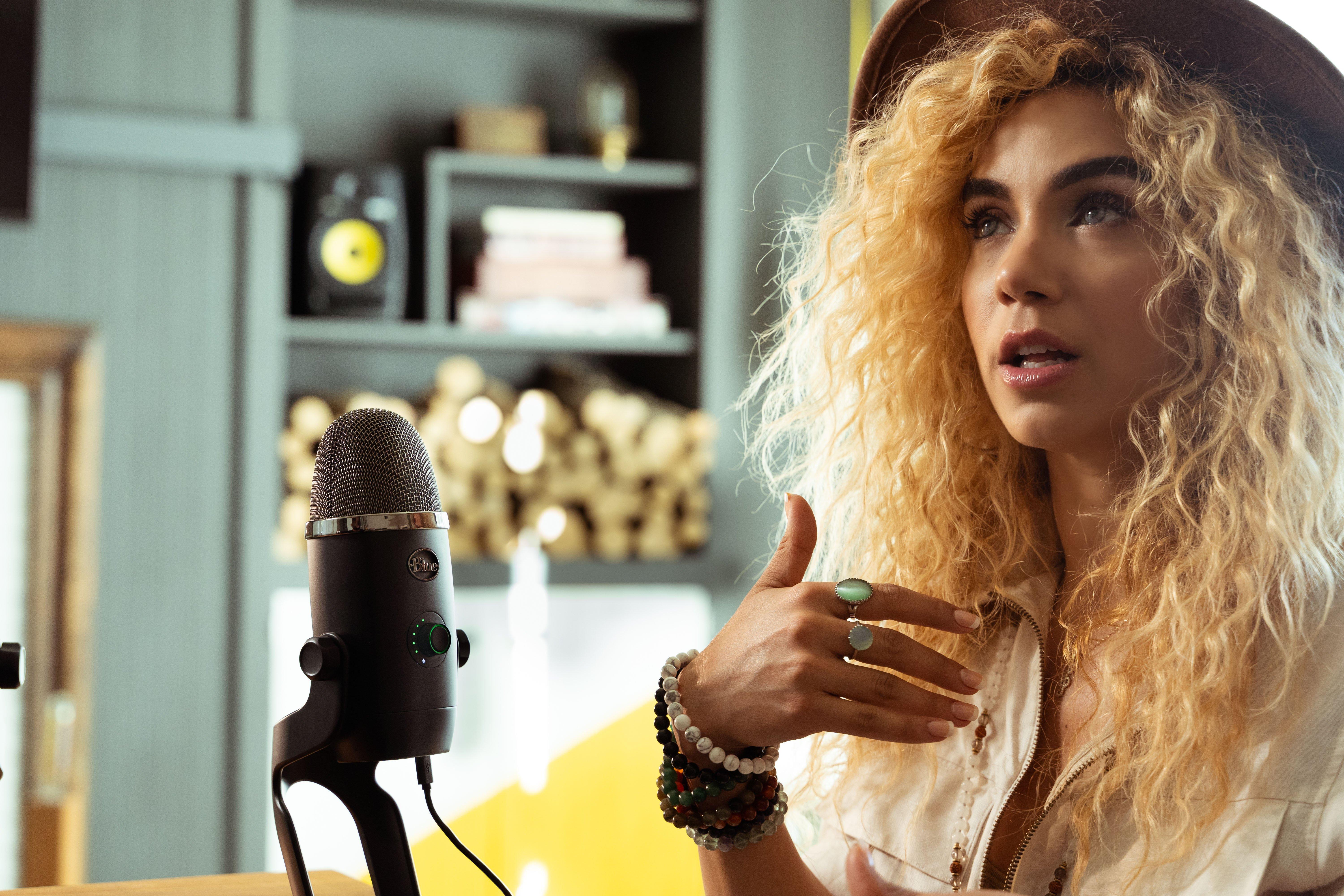 Blue Microphones Yeti X Professional USB Microphone