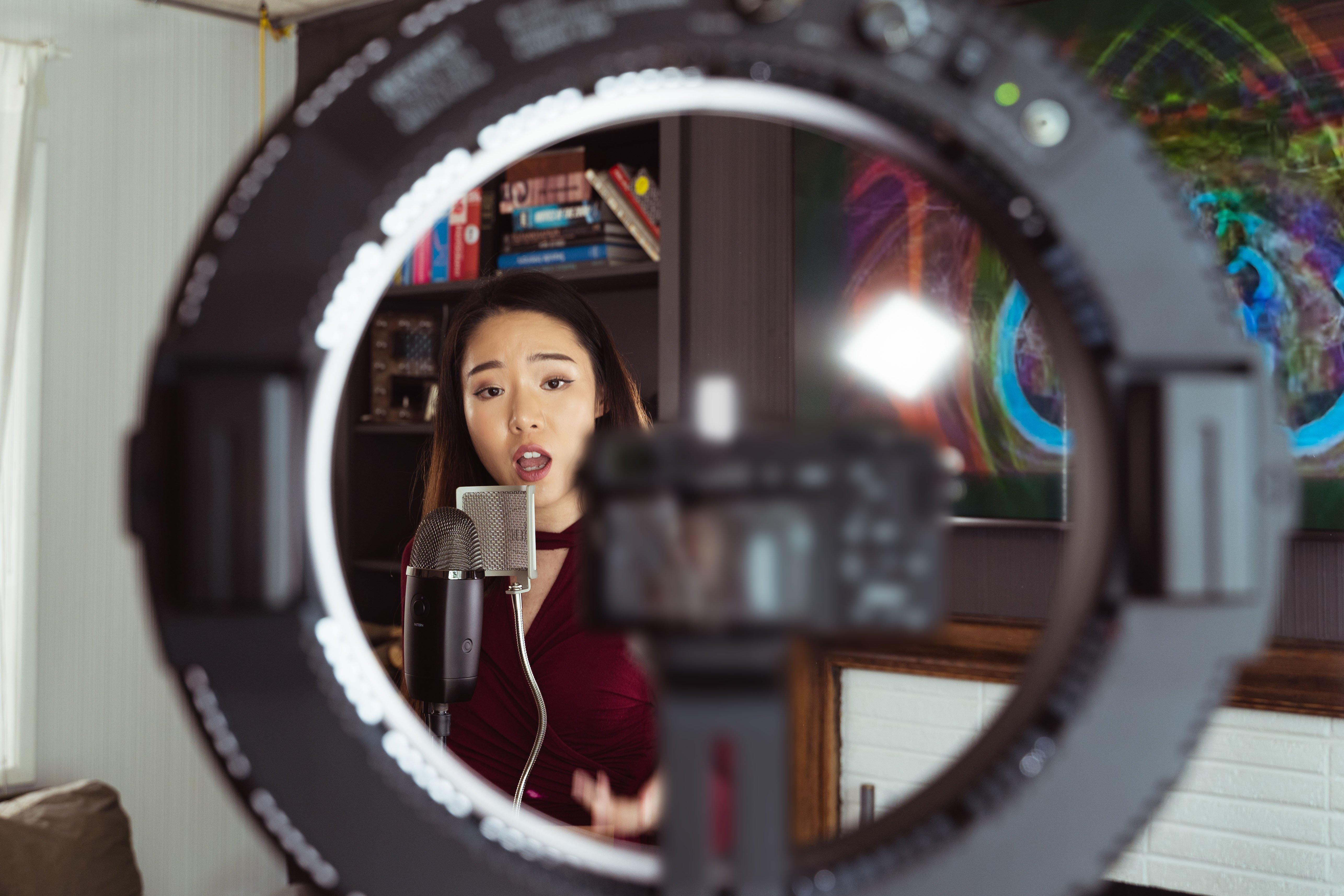 Blue Microphones Yeti X Professional USB Microphone