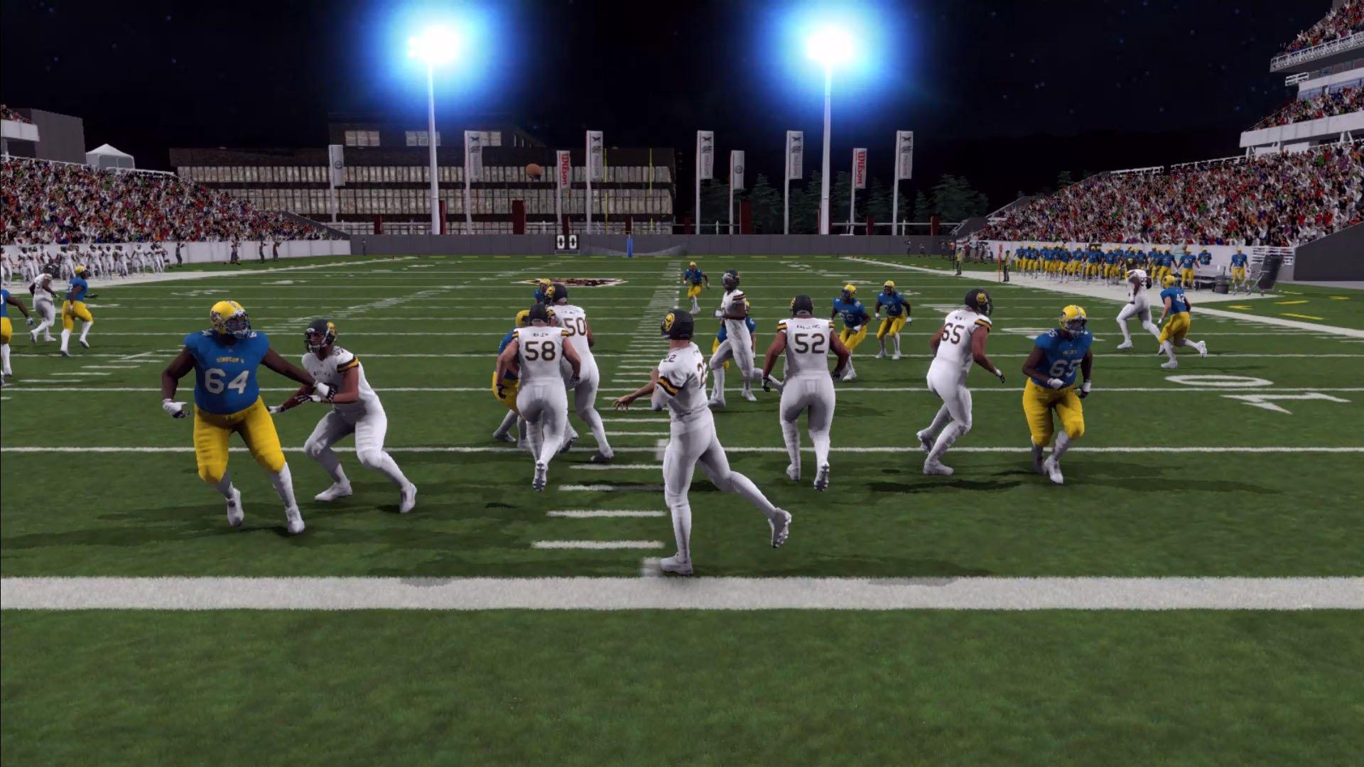 Doug Flutie Maximum Football 2019 - PlayStation 4