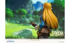 Dark Horse Comics The Legend of Zelda: Breath of the Wild Zelda 10-in Statue