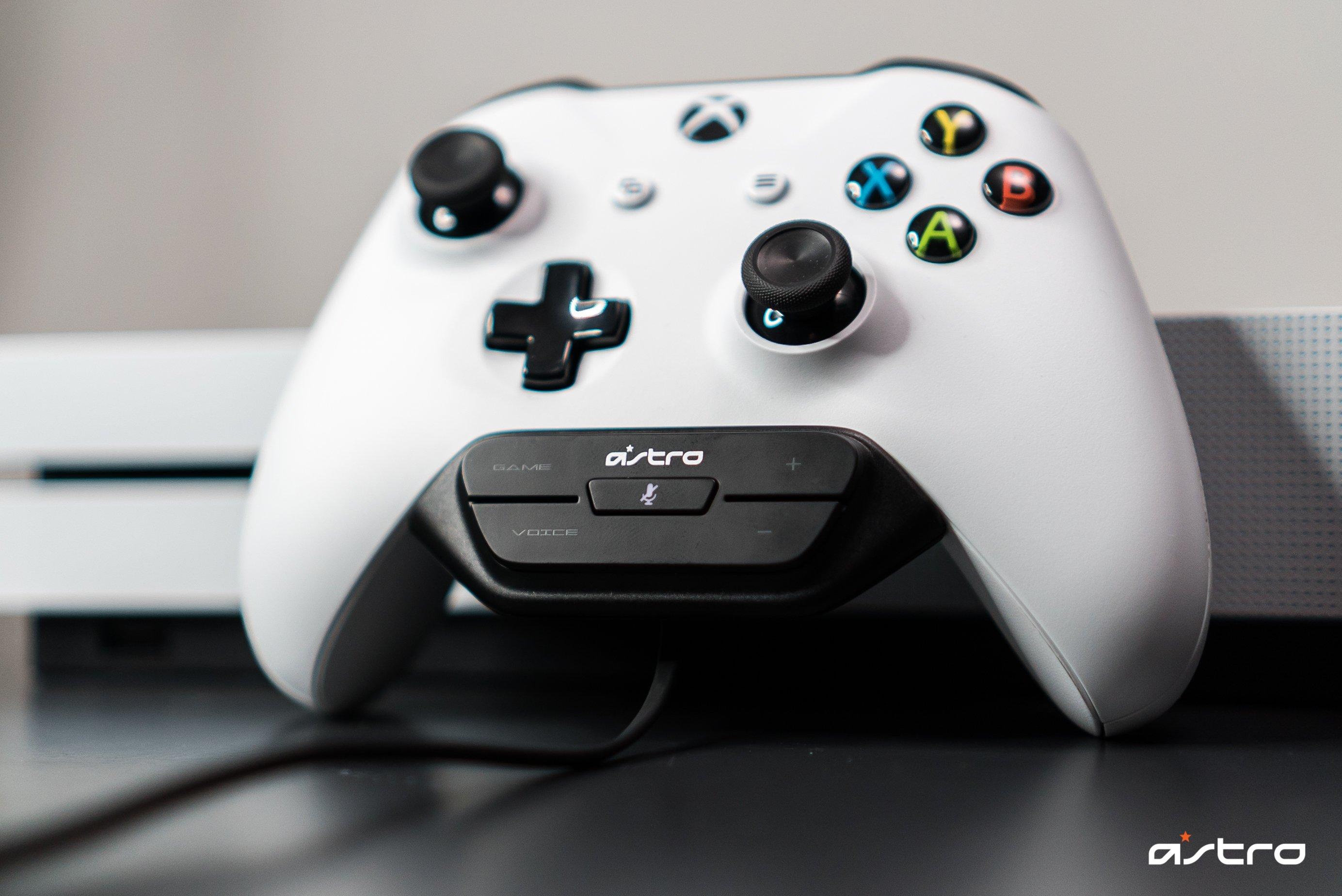 xbox one controller mixamp