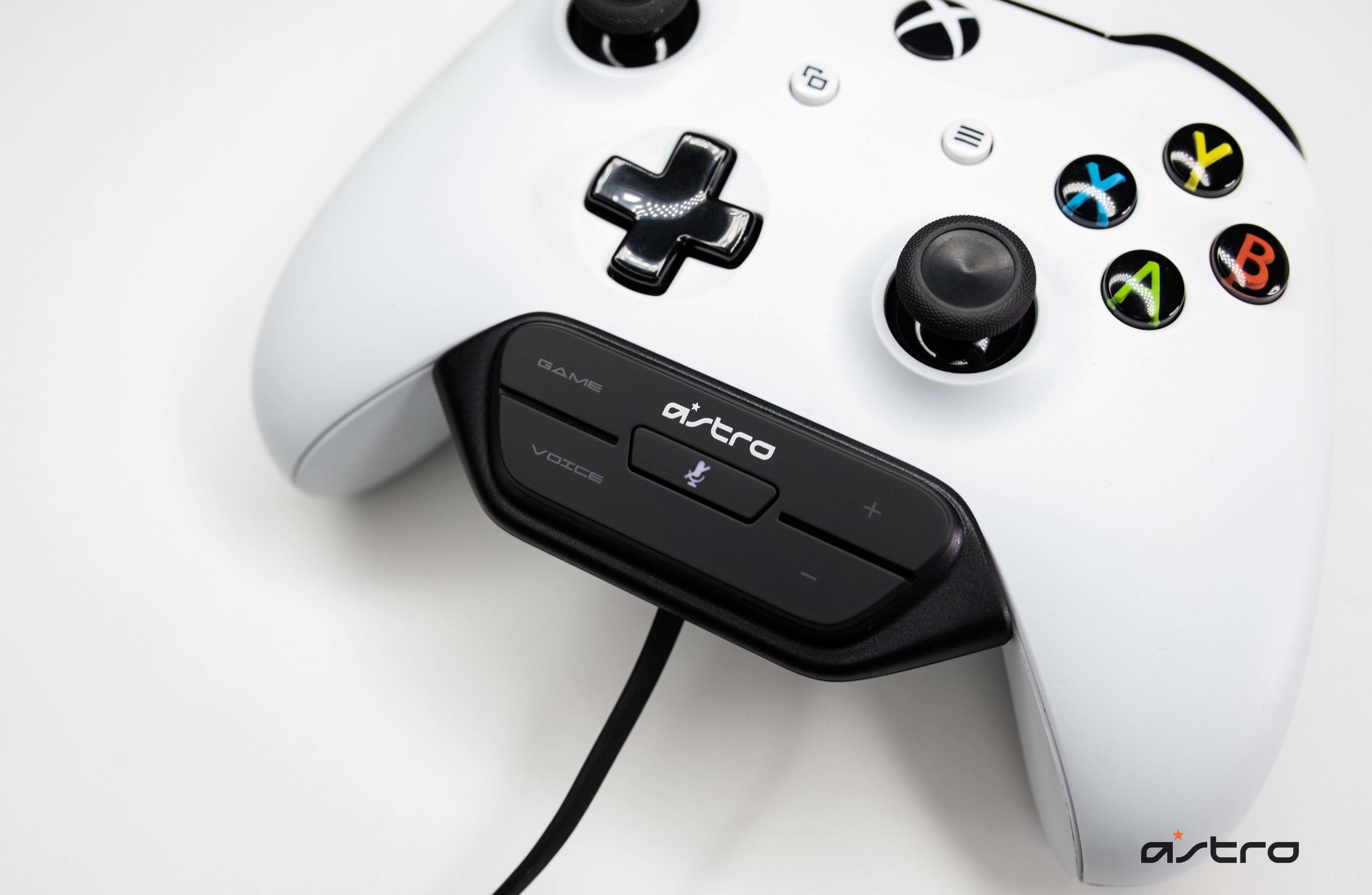 xbox one controller mixamp