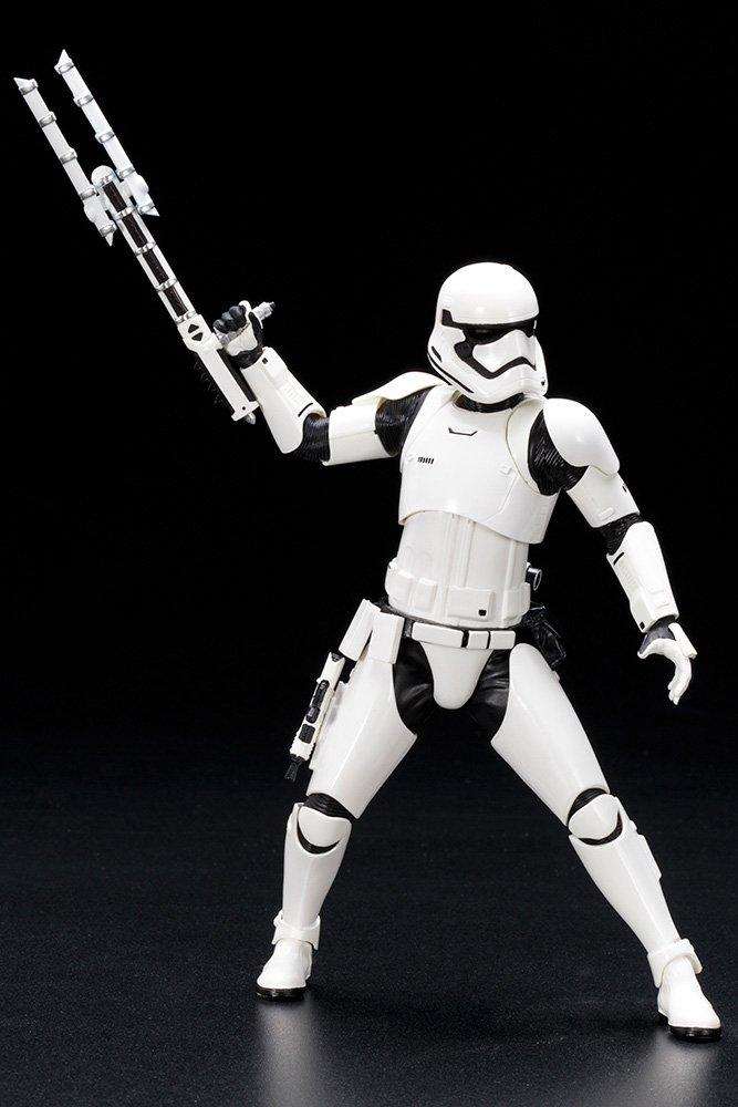 Kotobukiya Star Wars First Order Stormtrooper FN-2199 ARTFX 7-in Statue