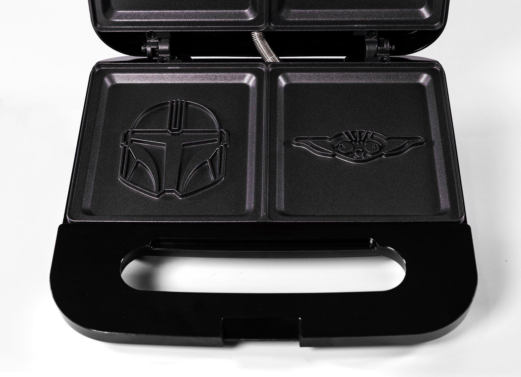 Uncanny Brands Star Wars The Mandalorian Grilled Cheese Maker