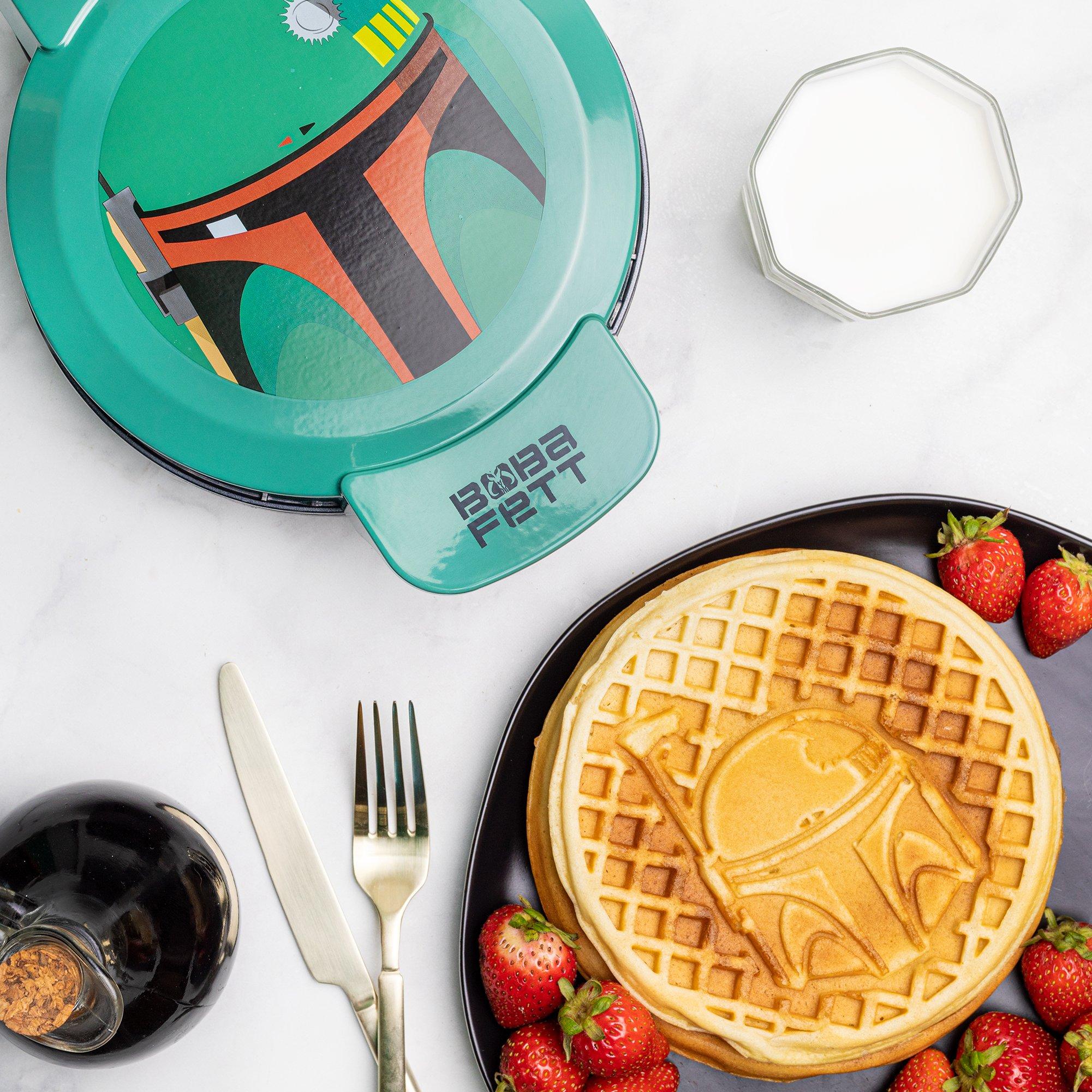 list item 10 of 11 Star Wars Boba Fett Round Waffle Maker