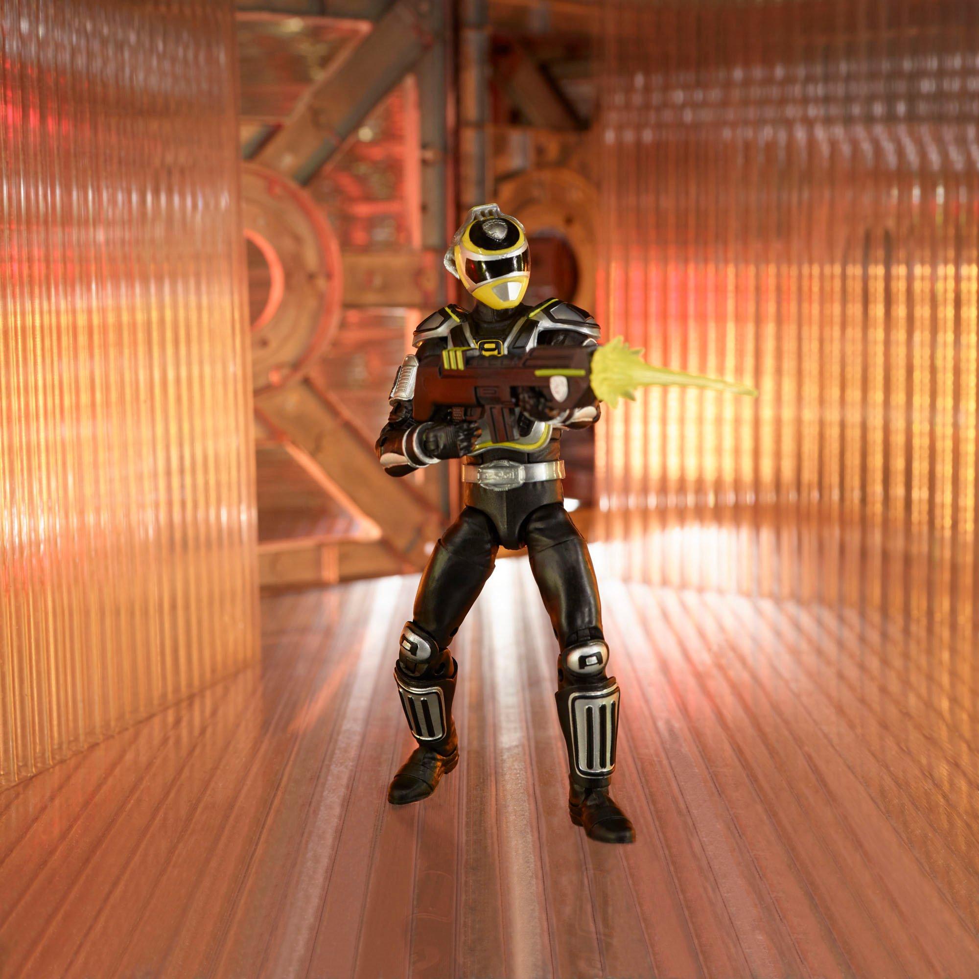 Hasbro Power Rangers Space Patrol Delta Yellow Ranger Lightning Collection 6in Action Figure
