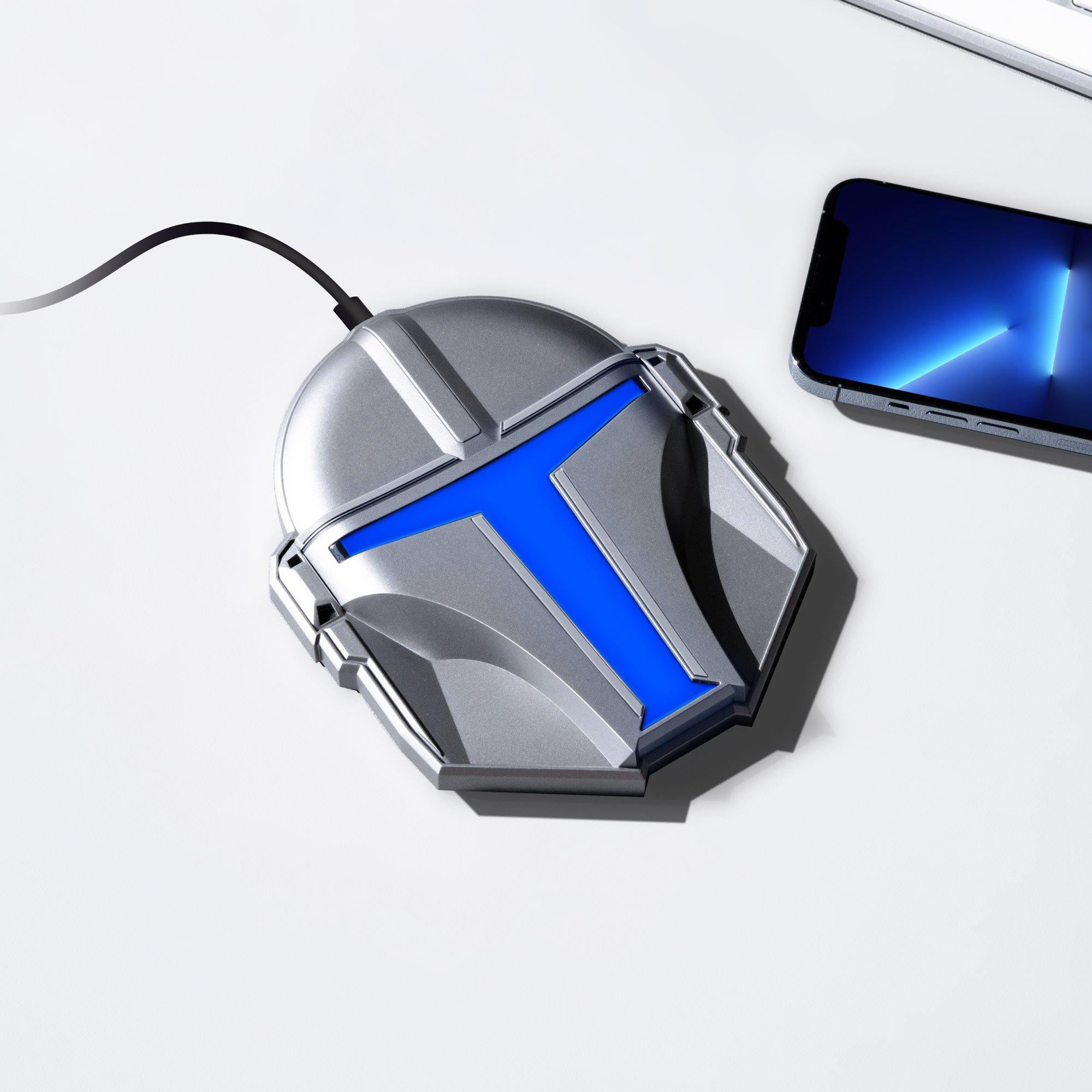 Geeknet Star Wars The Mandalorian Light Up Wireless Charging Pad GameStop Exclusive