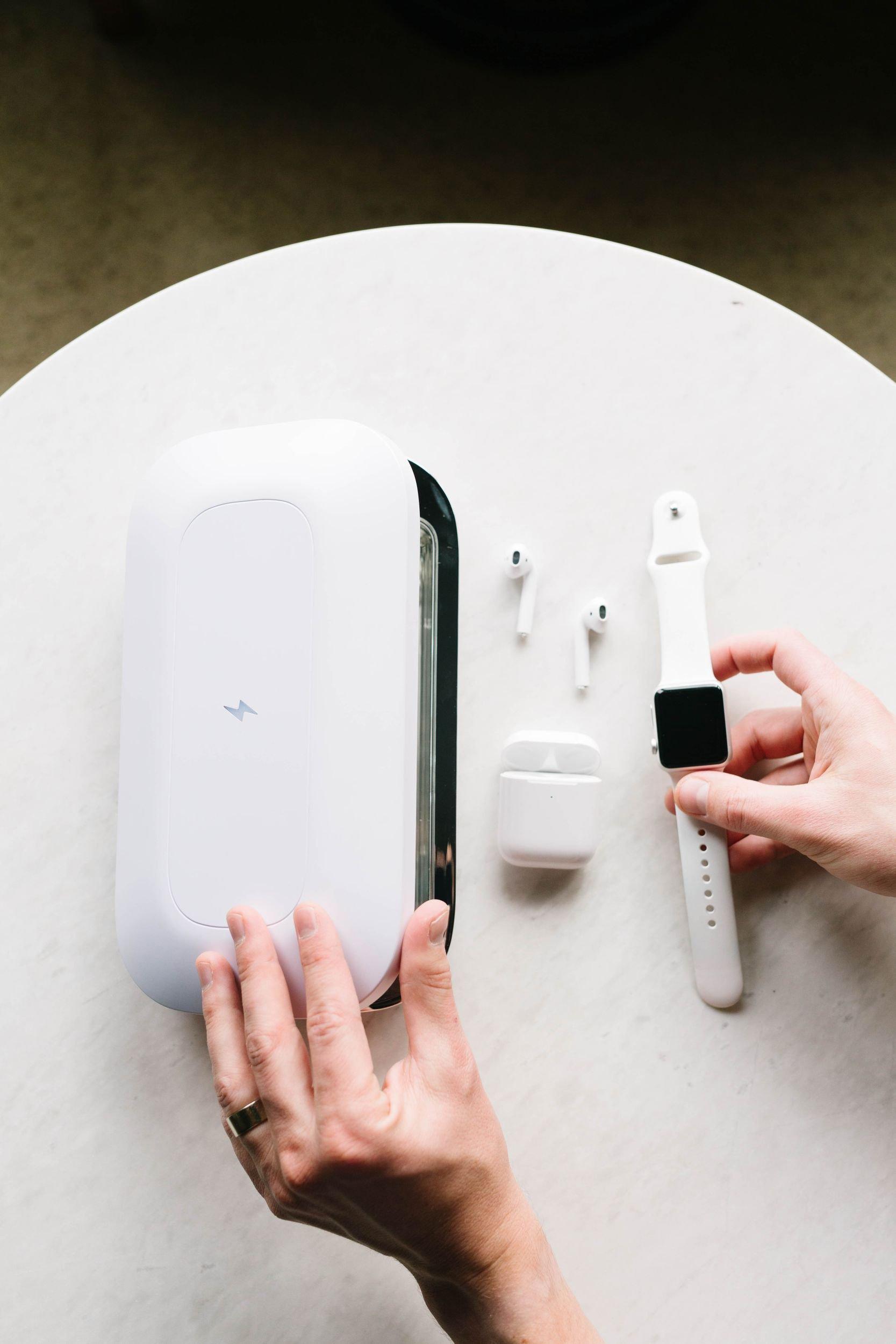 PhoneSoap Pro White UV Light Sanitizing Case and Charger