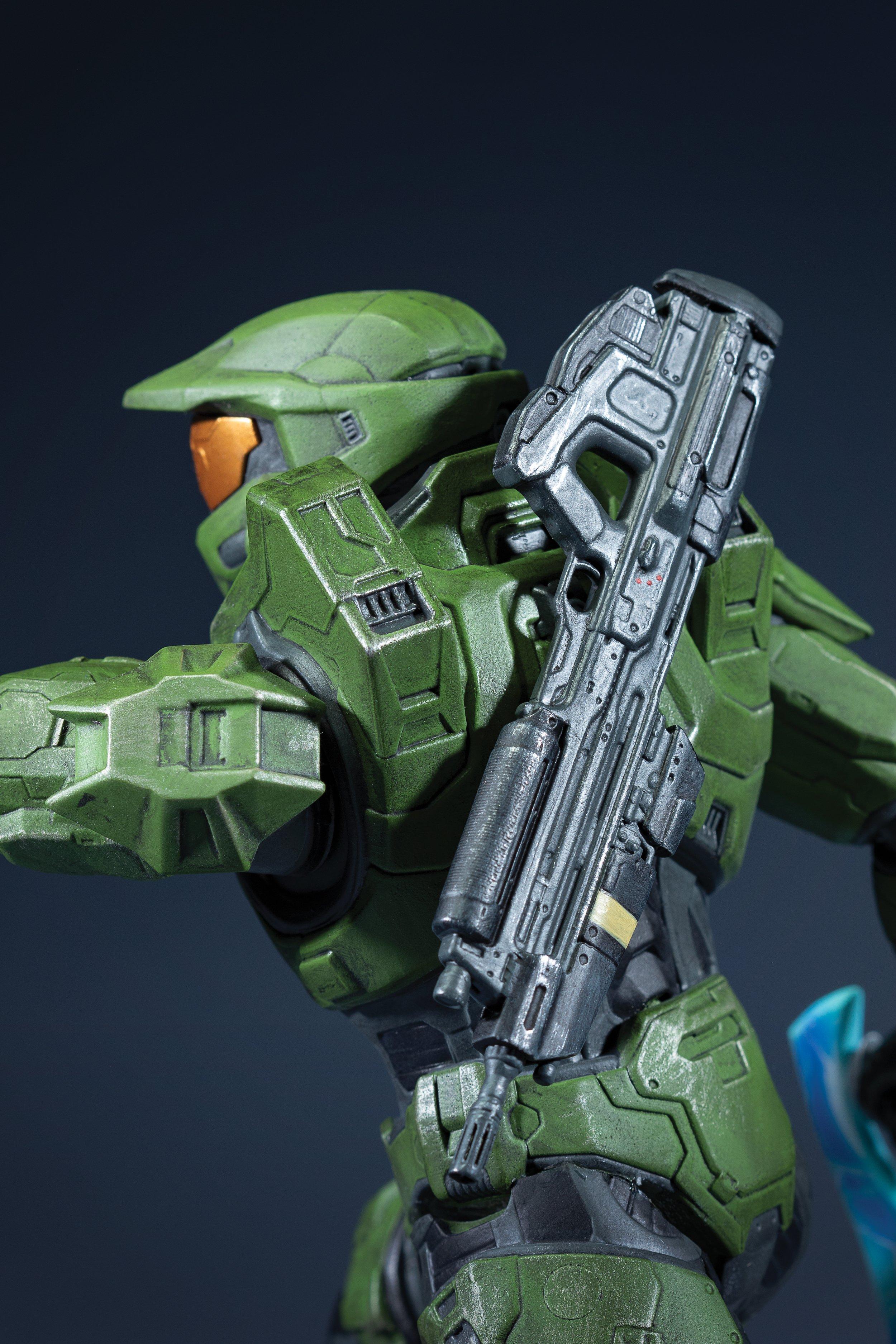 master chief dark horse statue