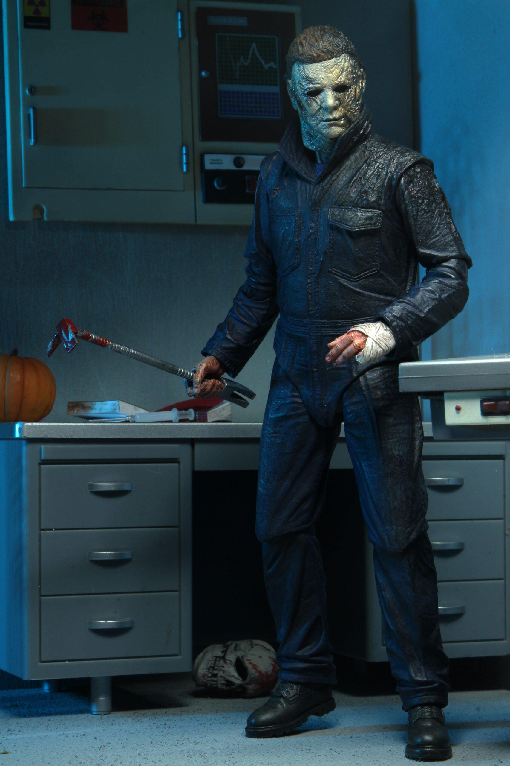 NECA Halloween Kills (2021) Ultimate Michael Myers Action Figure