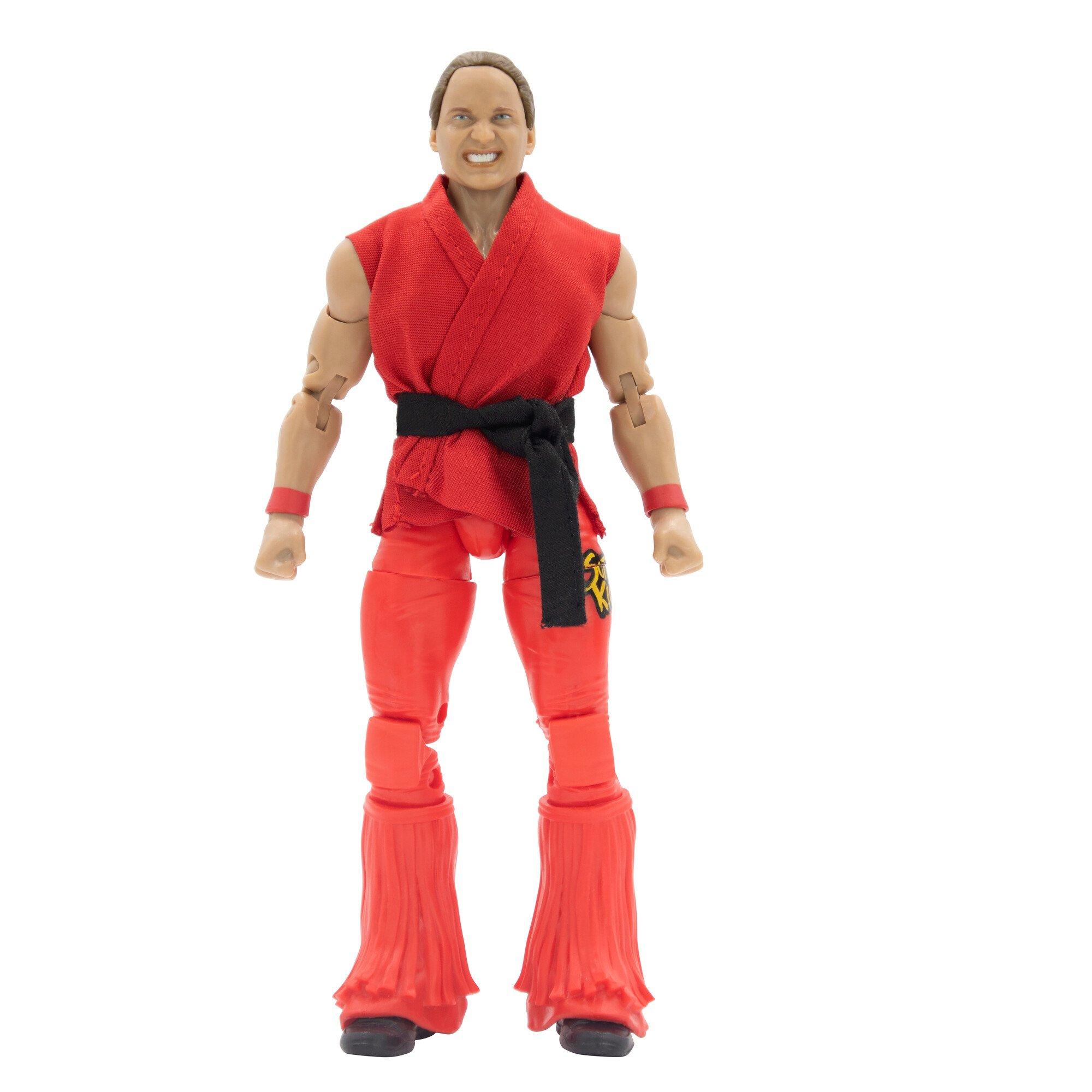 Review and photos of Street Fighter Ken vs Blanka action figures by Jazwares