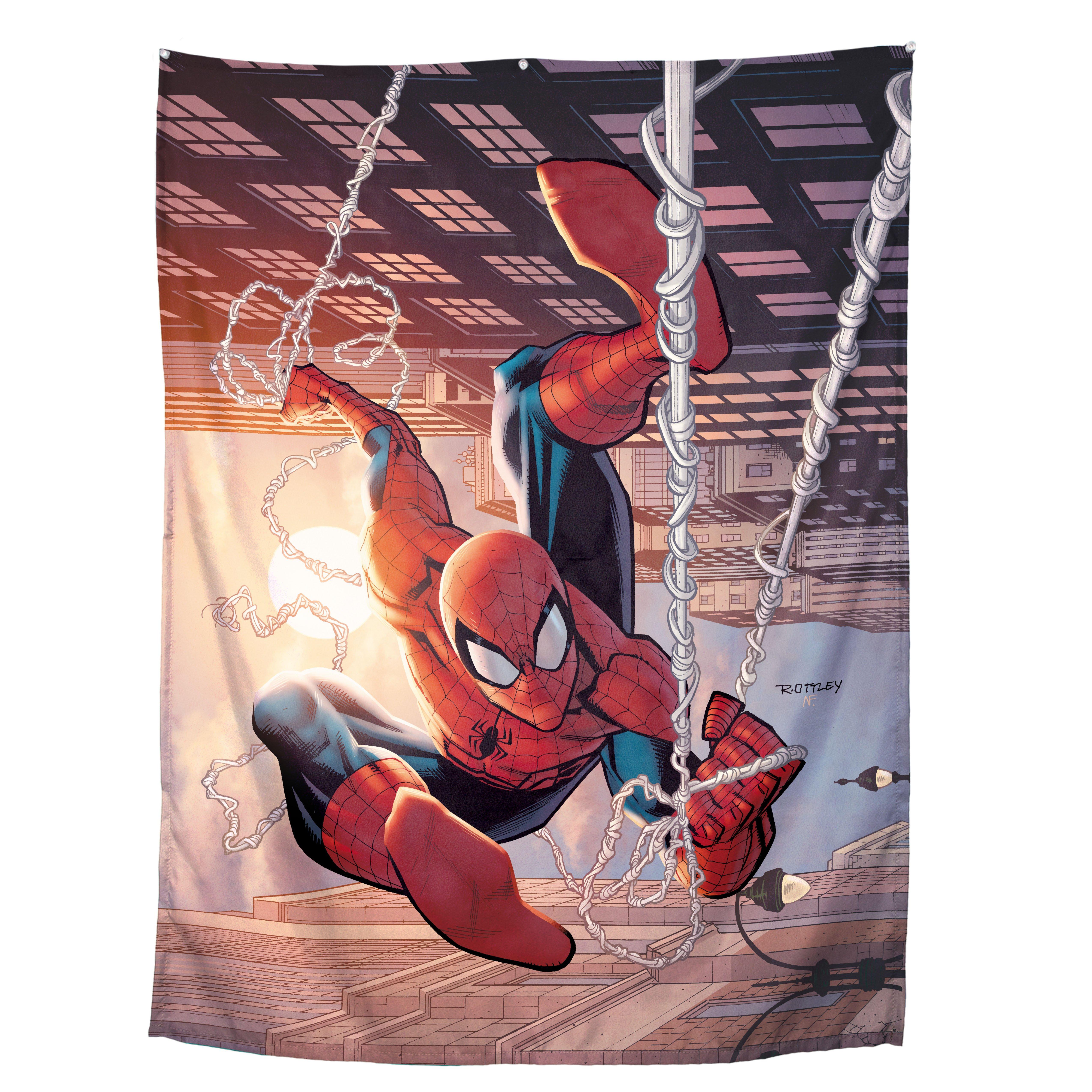 Jay Franco Marvel Spider-Man Swinging Wall Tapestry