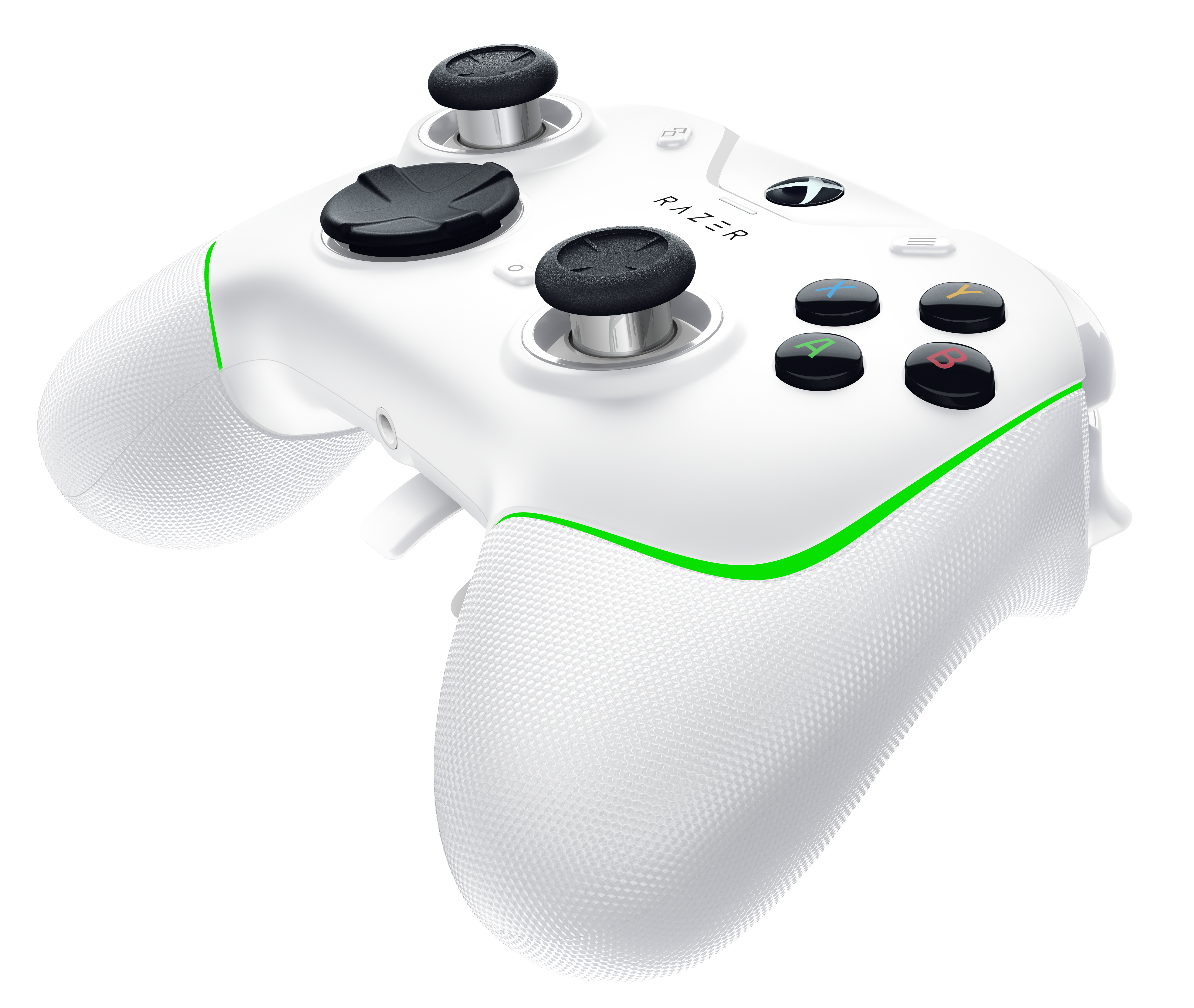 Razer Wolverine V2 Chroma Xbox pro controller is a handful of