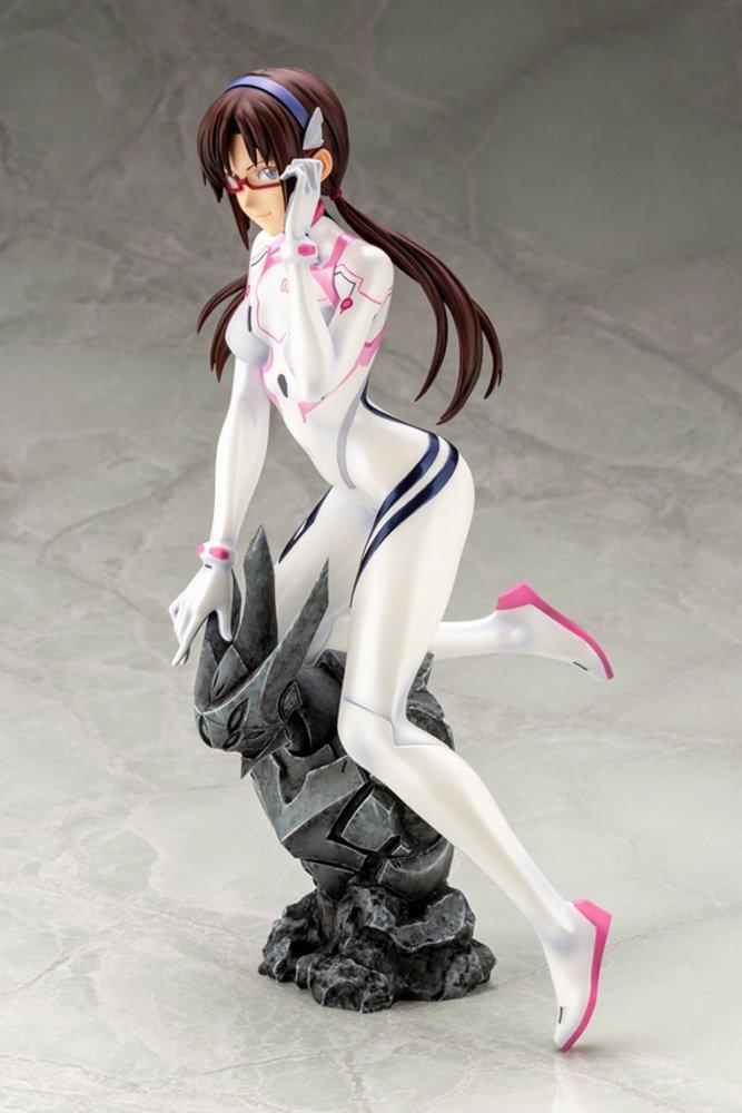 evangelion mari statue