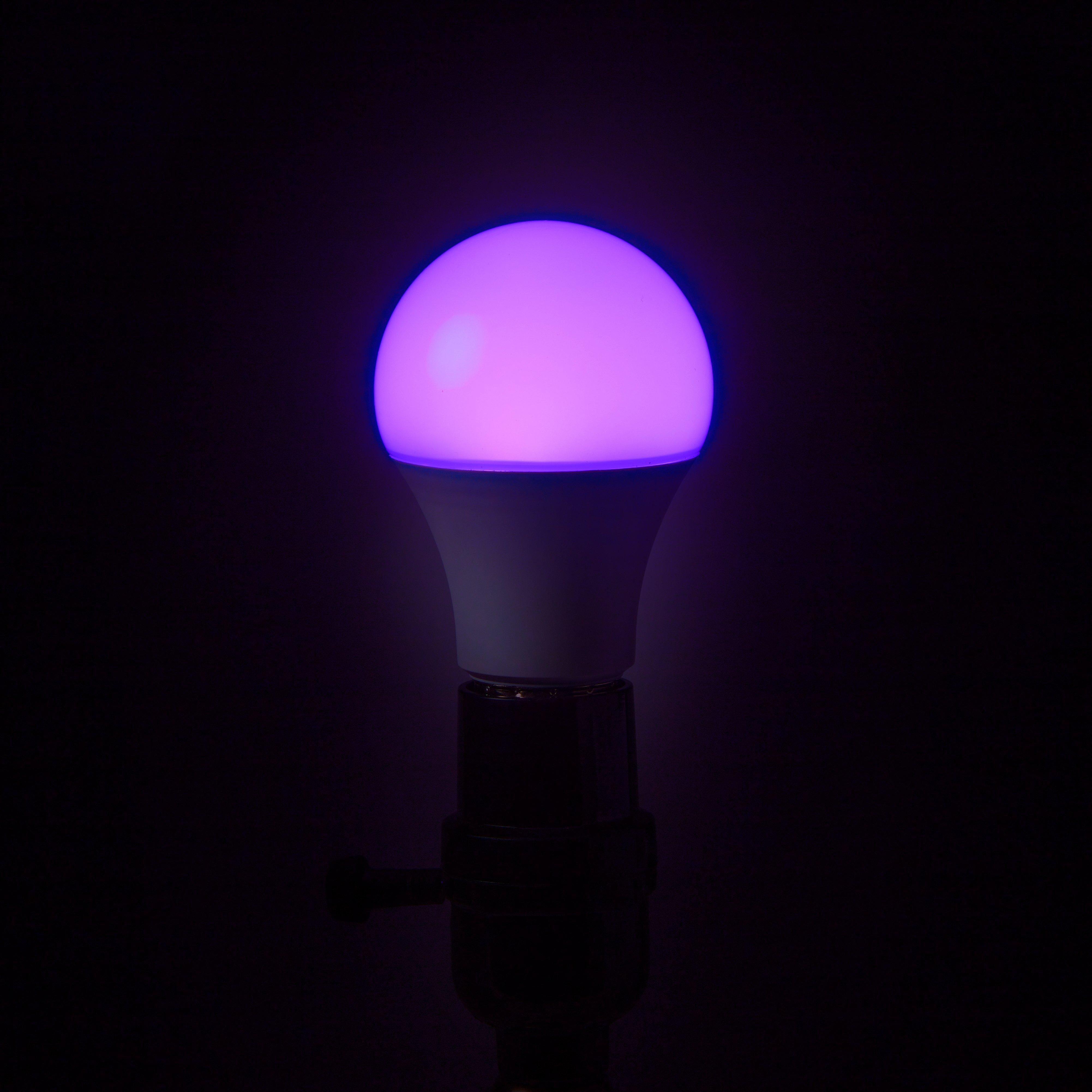 atrix-rgb-led-light-bulb-with-remote