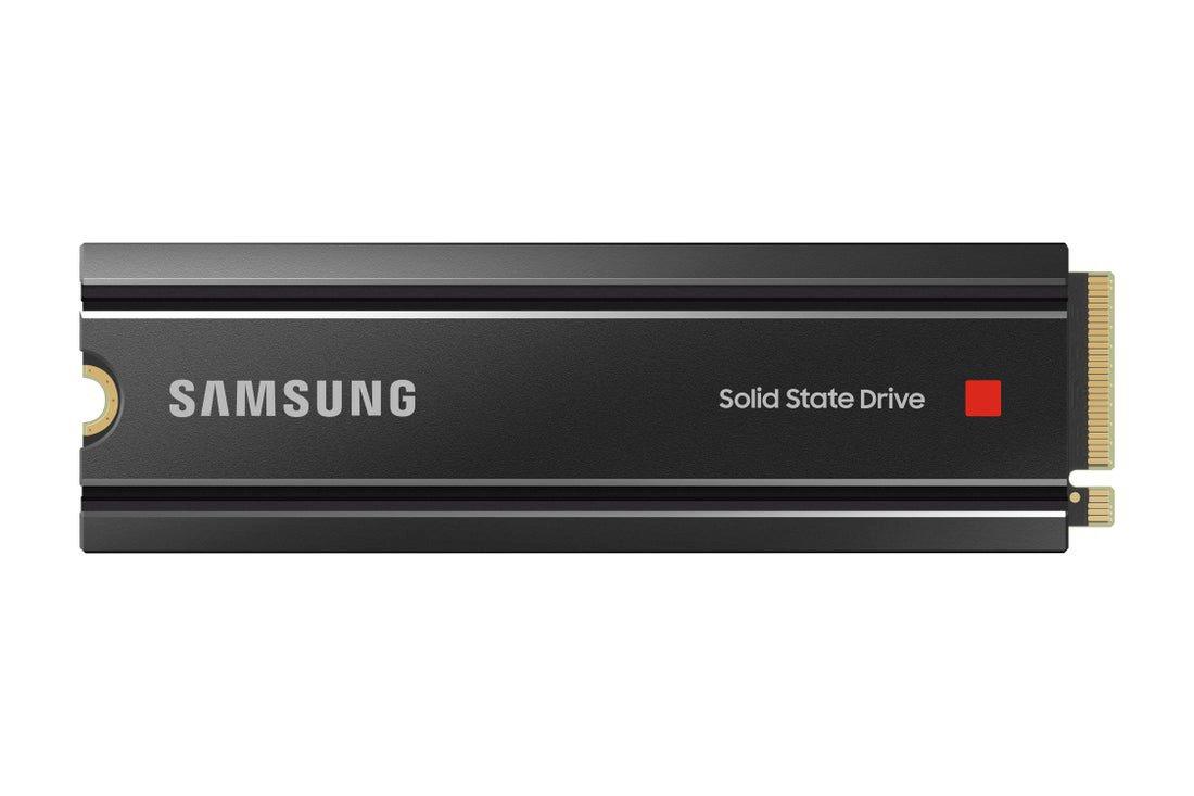 Samsung 980 Pro Pcie 4 0 Nvme M 2 Internal V Nand Solid State Drive With Heatsink 2tb Gamestop