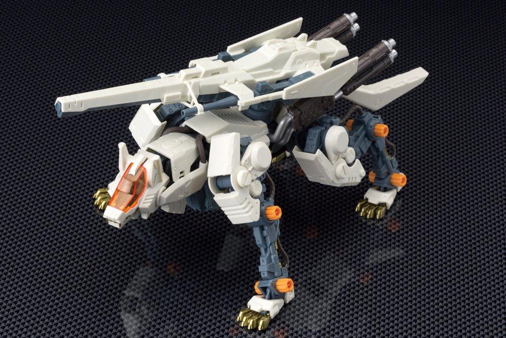 Kotobukiya Zoids: RHI-3 Command Wolf Repackage Ver. 1:72 Scale Model Kit