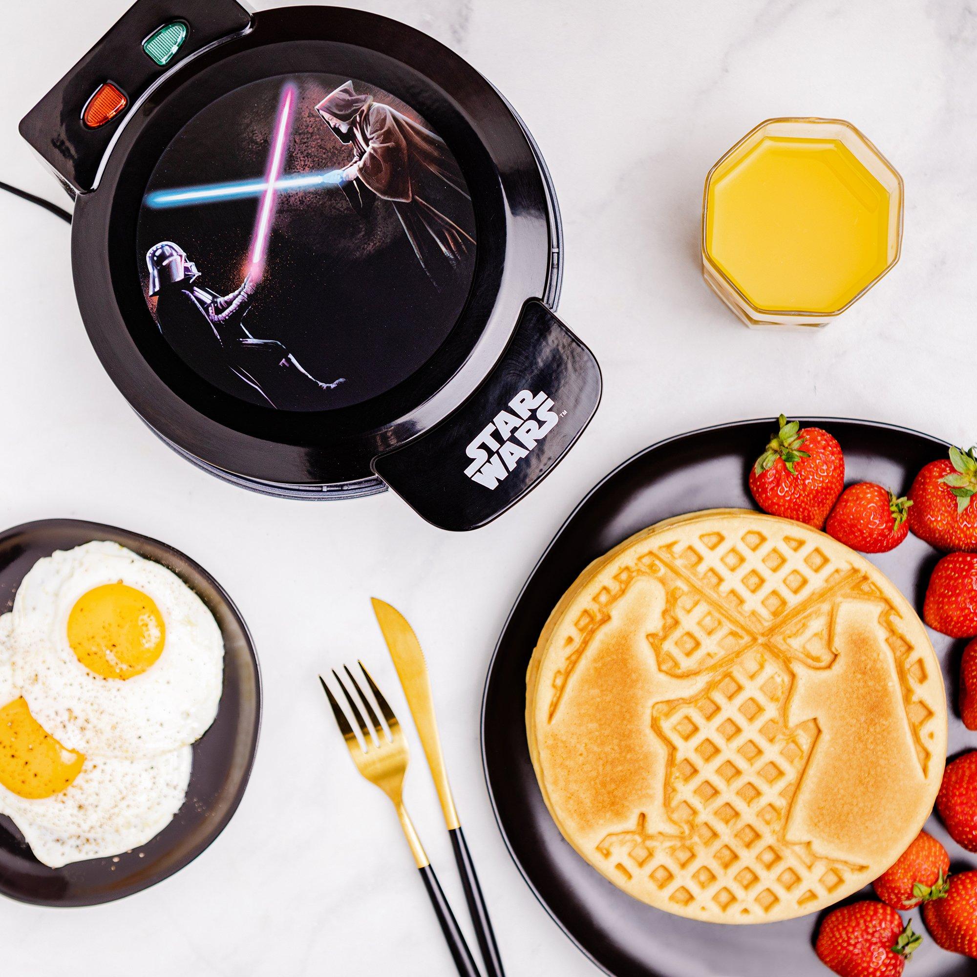 Star Wars ObiWan Kenobi vs. Darth Vader Waffle Maker