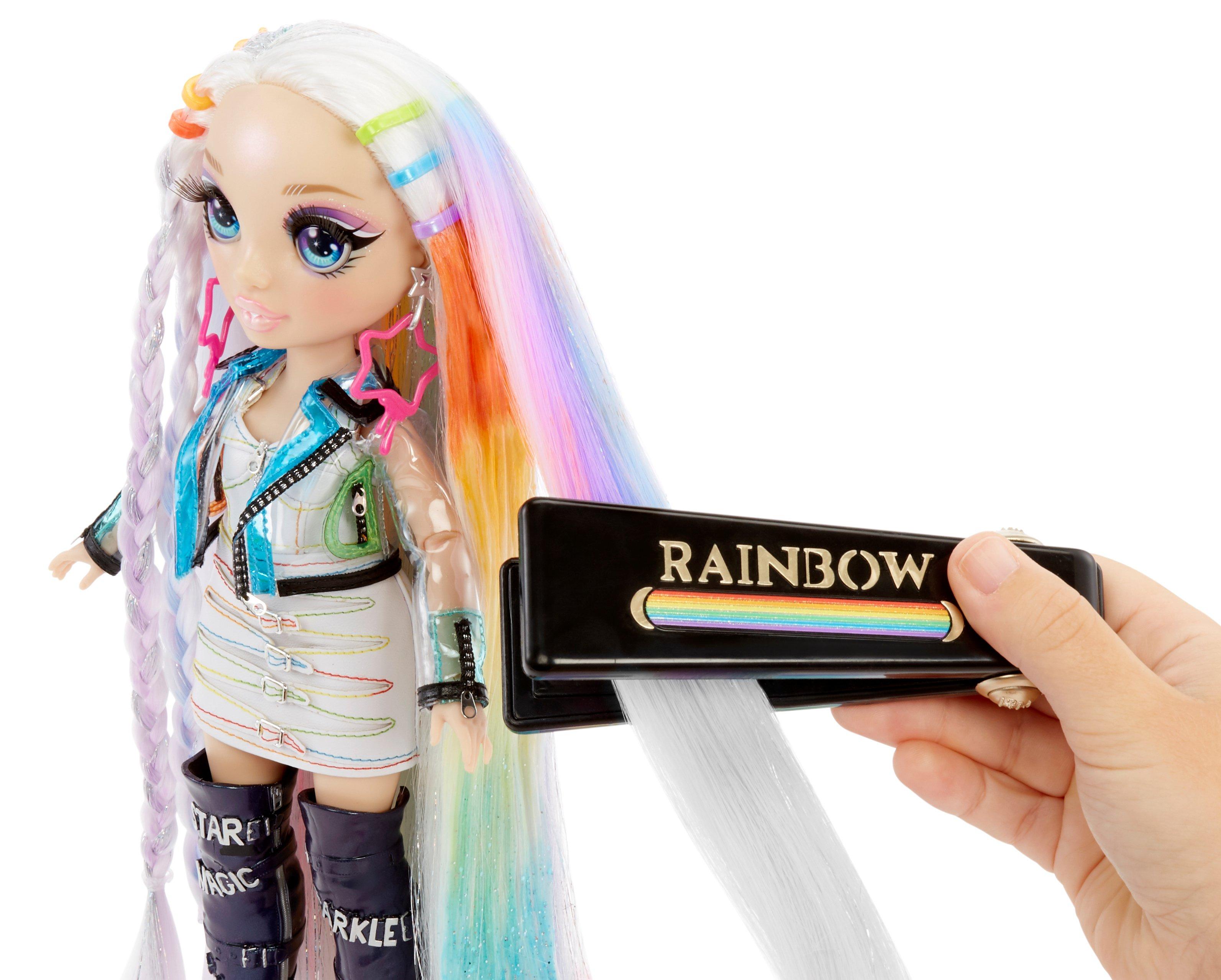 Кукла rainbow high. Кукла Рейнбоу Хай Амайя. Кукла Rainbow High Amaya Raine 569329. Кукла Rainbow Амайа Рейн. Кукла Rainbow High hair Studio.