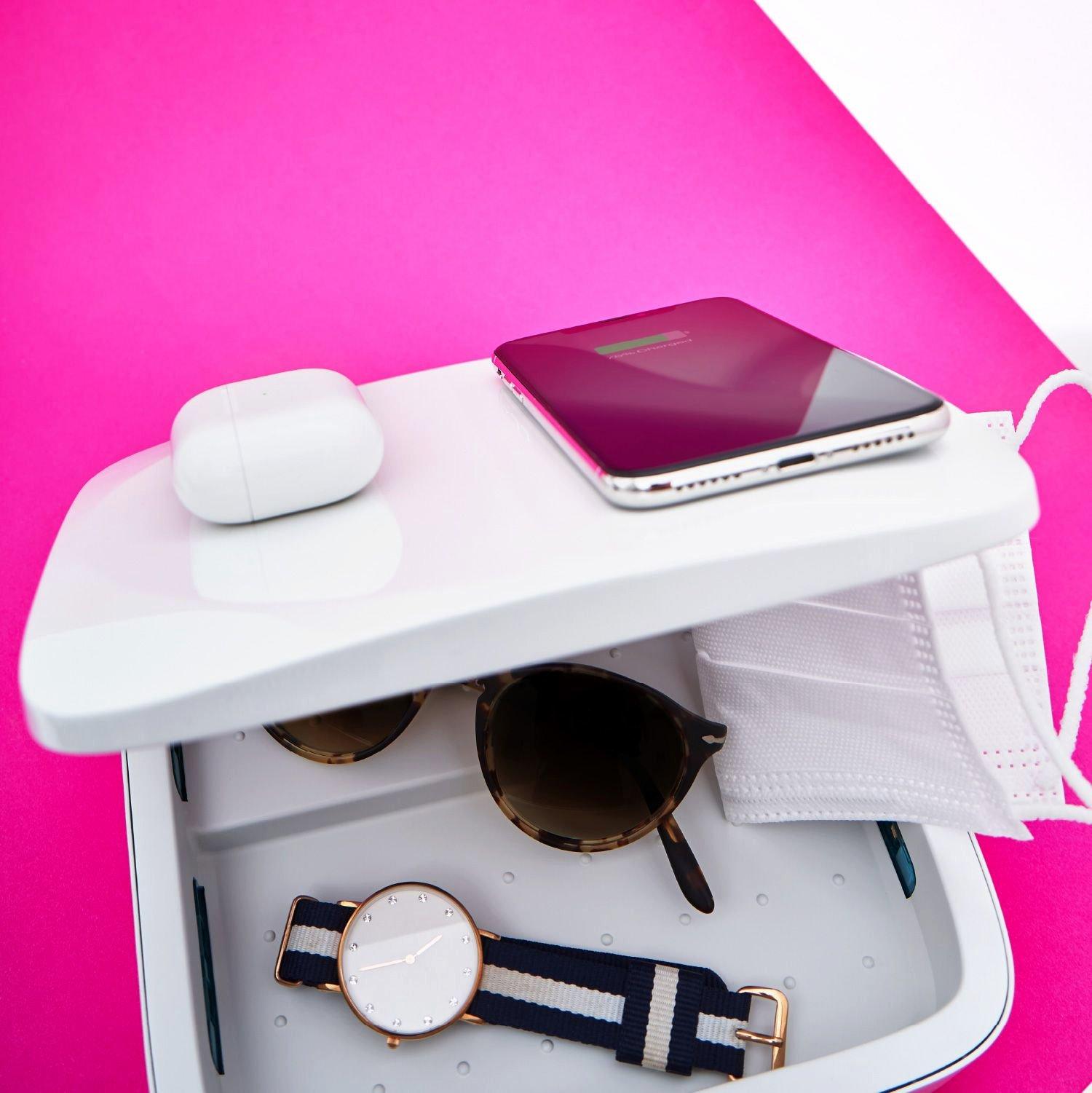 Einova Mundus Pro UV-C Disinfector and Qi Wireless Charger Tray