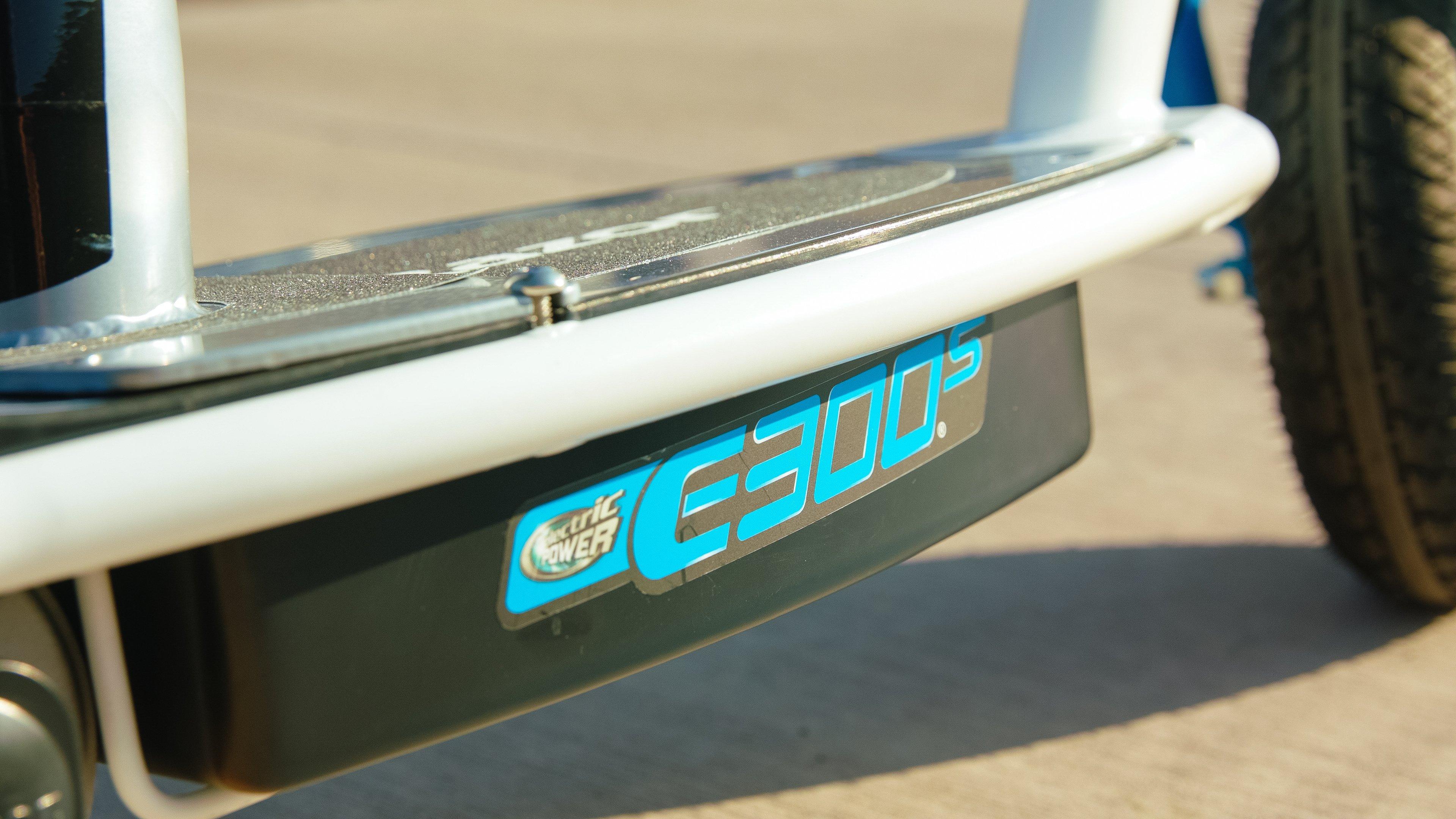 Razor E300 Seated Electric Scooter