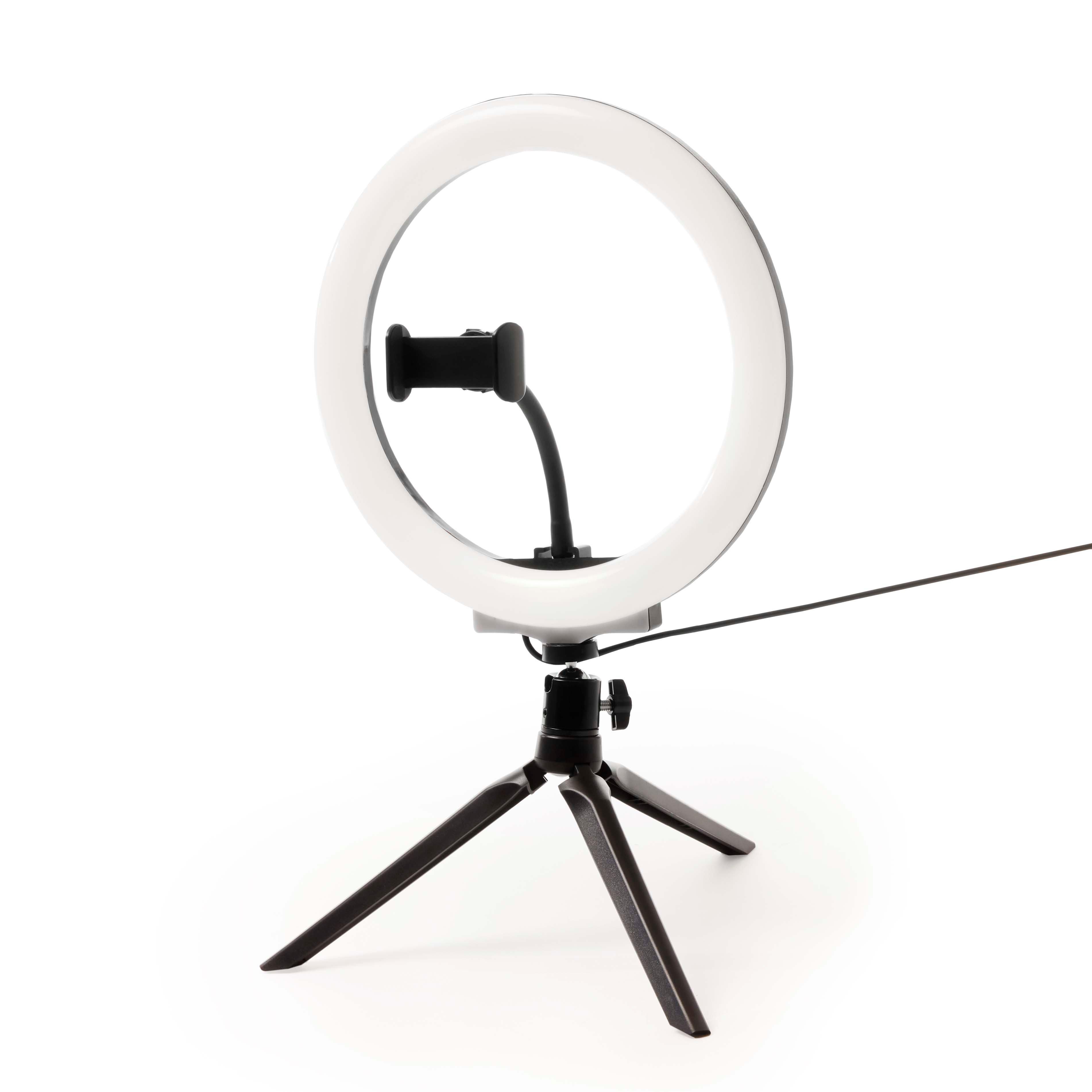 Ring Light Challenge Winner Celebrated On Tiktok - 47w1est