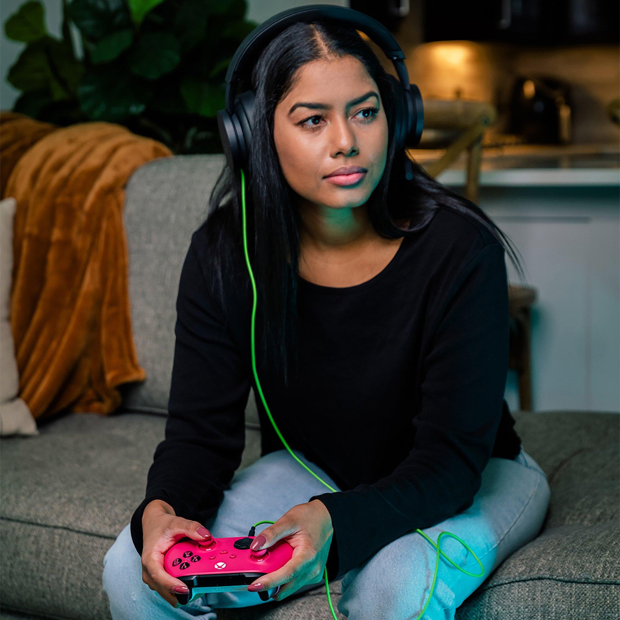 Microsoft Xbox Wireless Controller - Deep Pink for Xbox Series X/S, Xbox One, and Windows Devices