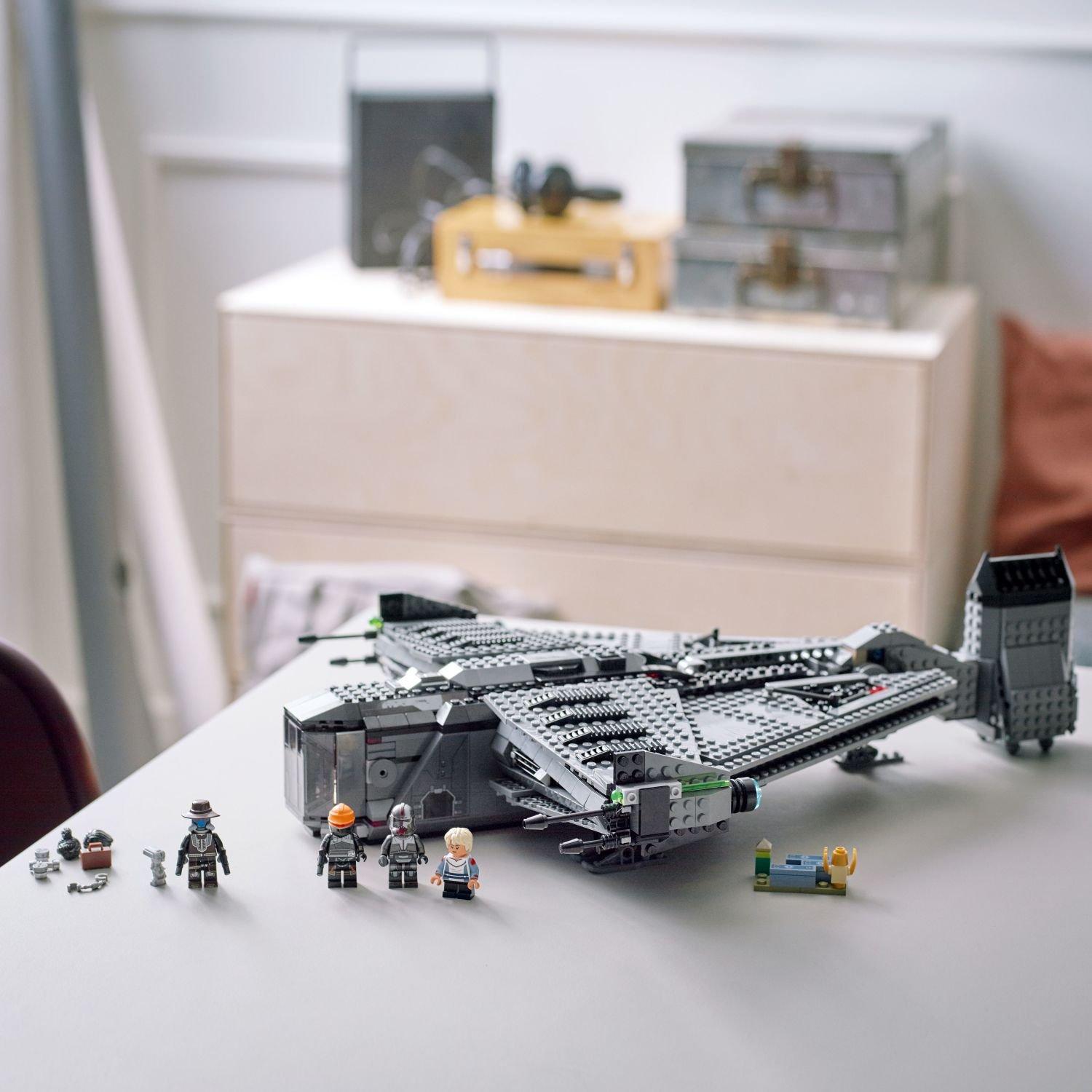 LEGO Star Wars The Justifier 75323 Building Kit