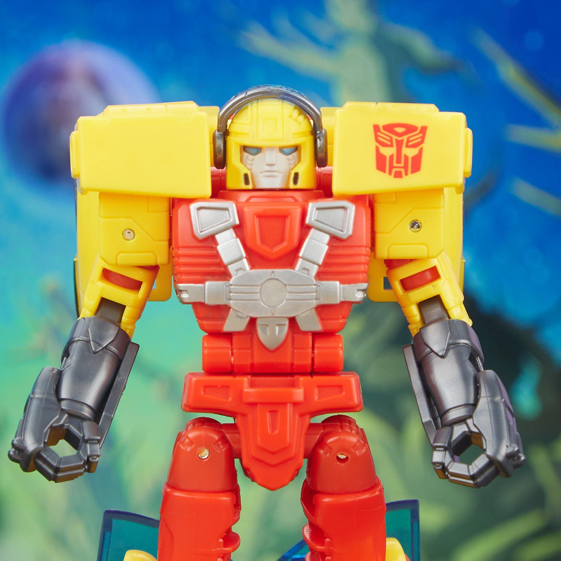 https://media.gamestop.com/i/gamestop/20001296_ALT09/Hasbro-Transformers-Legacy-Evolution-Armada-Universe-Hot-Shot-5.5-in-Action-Figure?$pdp$