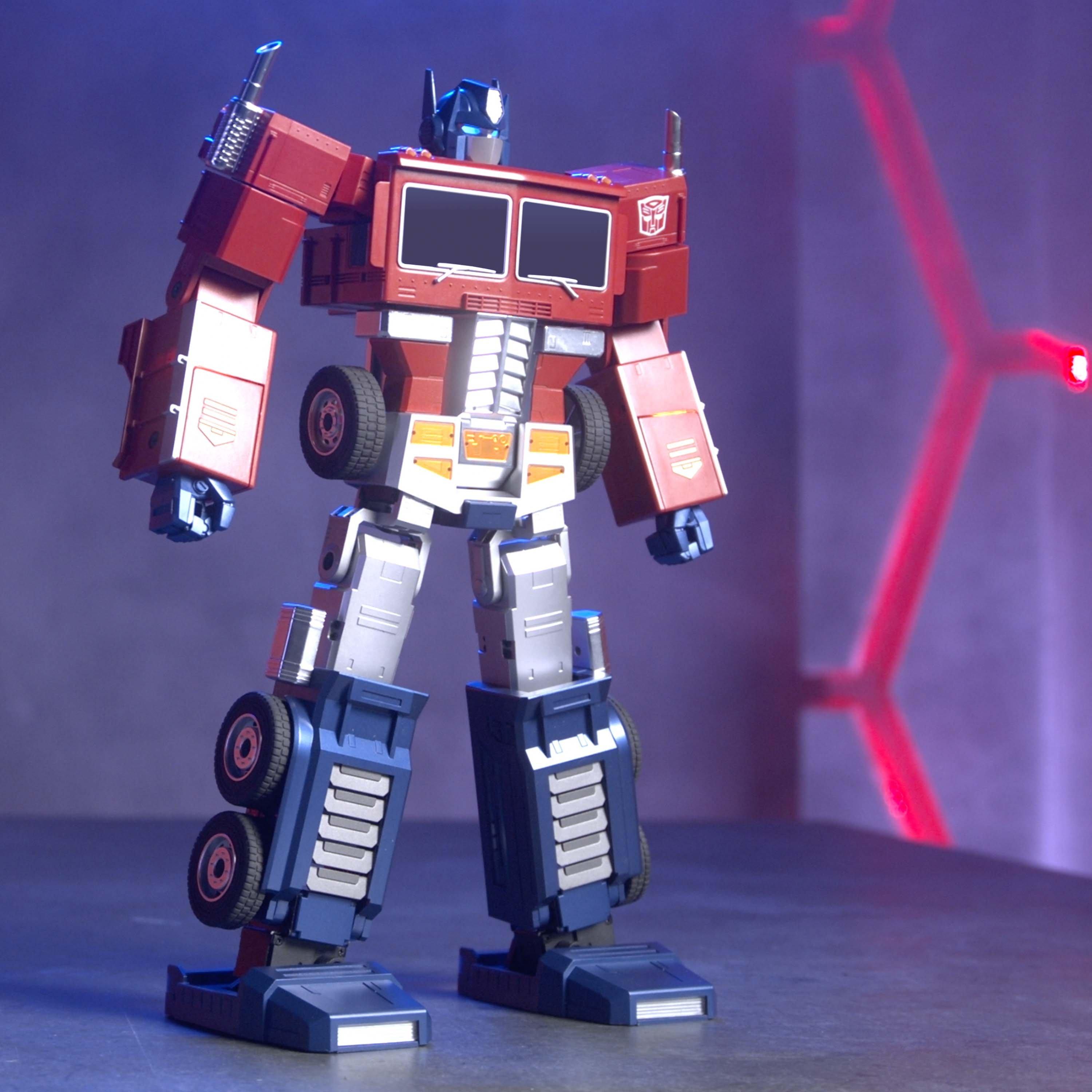 Robosen Transformers Optimus Prime Auto-Converting Elite Edition 16-in Action Figure