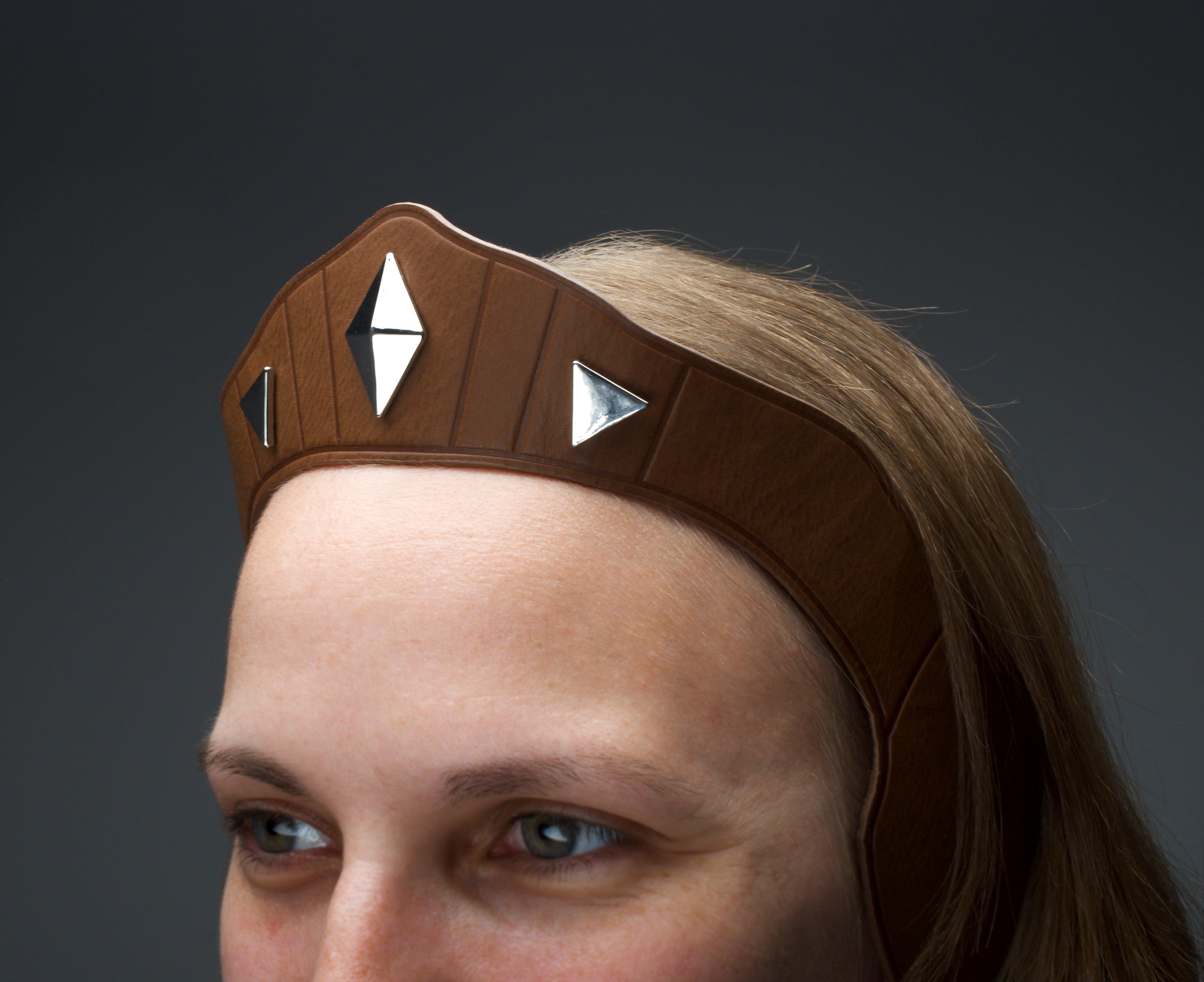 Star Wars Ahsoka Faux Leather Crown with Elastic Strap and Replica Bead Chain Necklace Set (GameStop Exclusive)