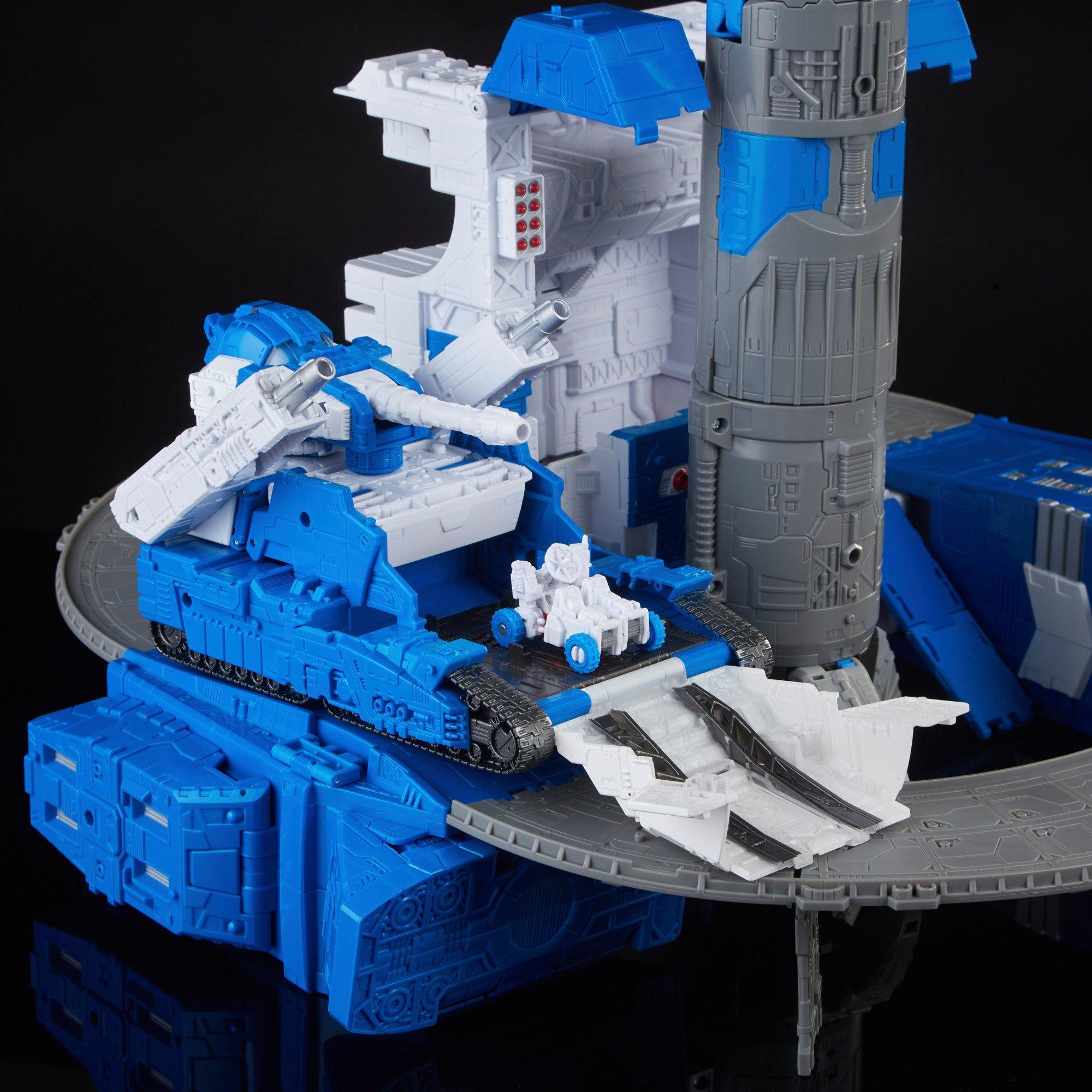 Hasbro Transformers: Legacy Evolution Generations Selects G1 Guardian Robot Action Figure