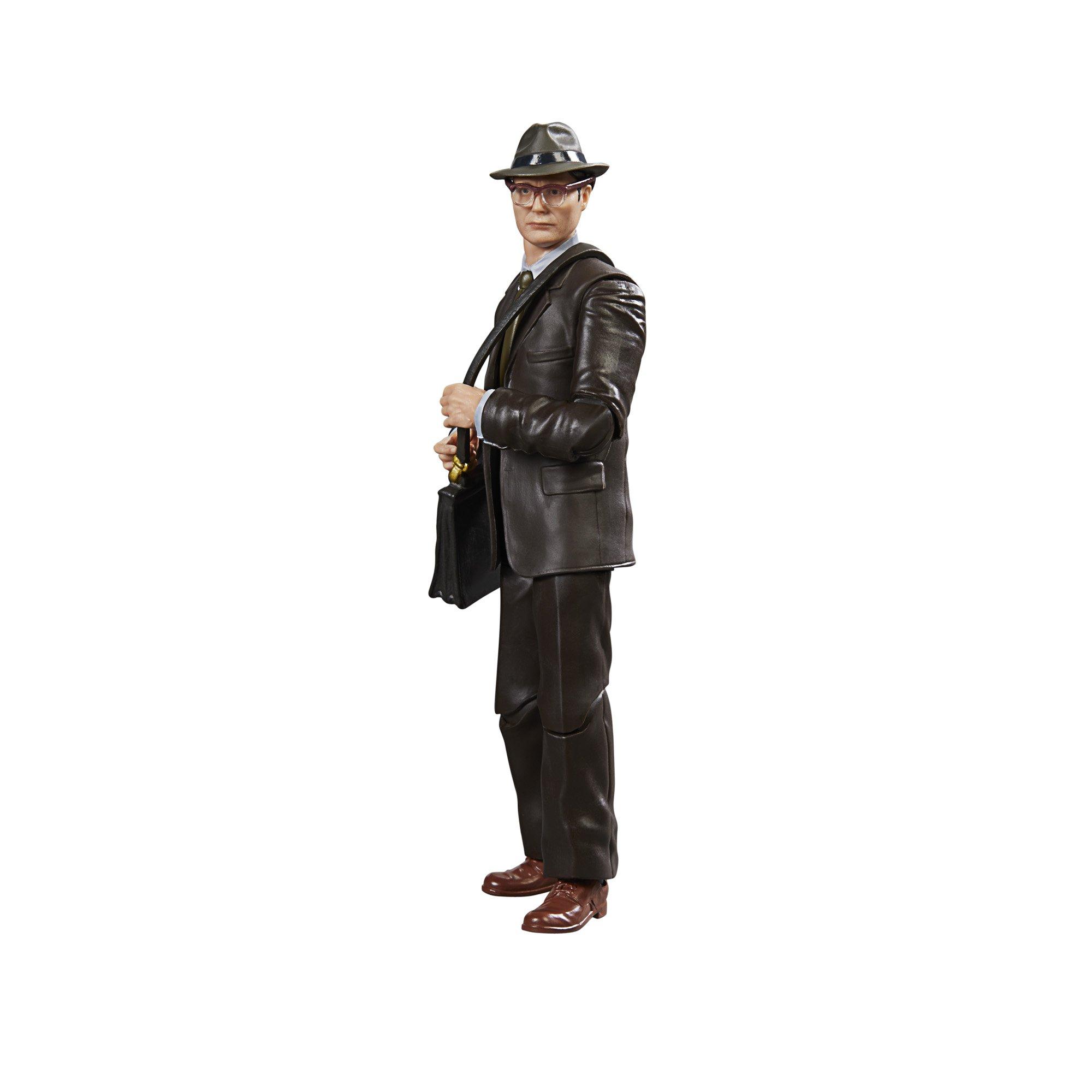 Hasbro Indiana Jones Adventure Series Indiana Jones and the Dial of Destiny Doctor Jürgen Voller (Build an Artifact) 6-in Action Figure