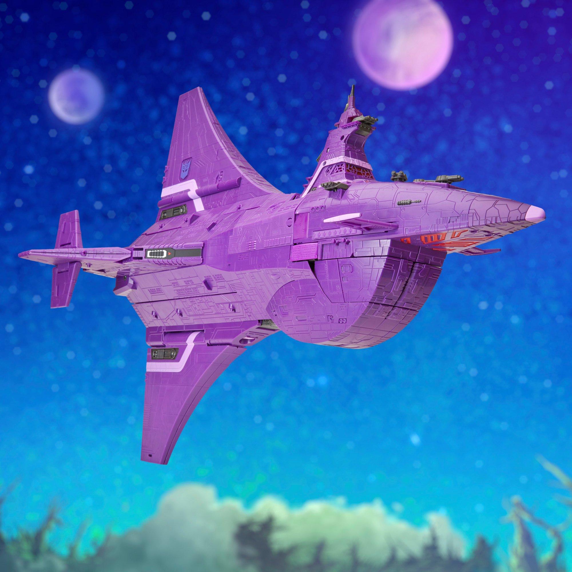 Hasbro Transformers Legacy Evolution Titan Class Decepticon Nemesis 23.5-in Action Figure