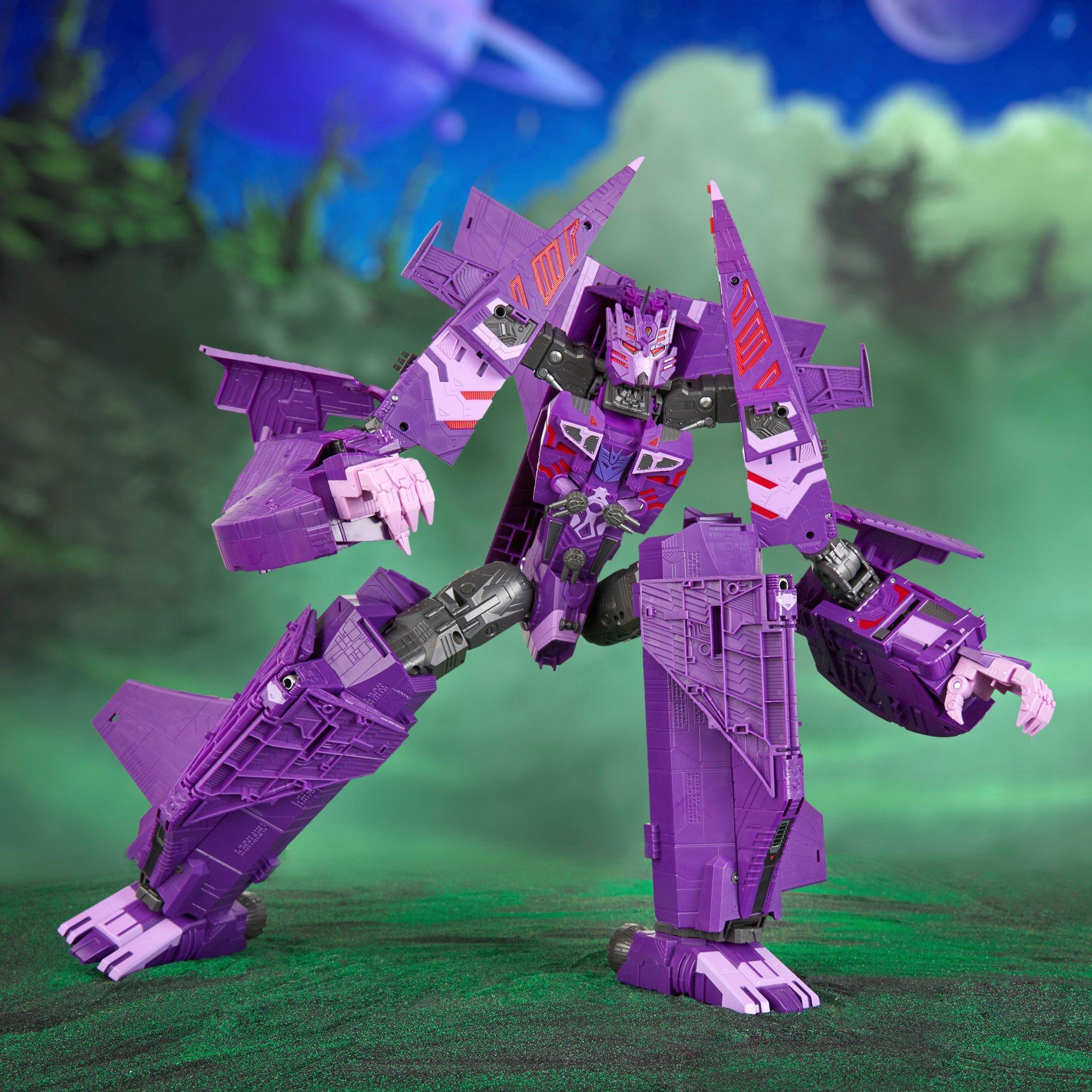 Hasbro Transformers Legacy Evolution Titan Class Decepticon Nemesis 23.5-in Action Figure