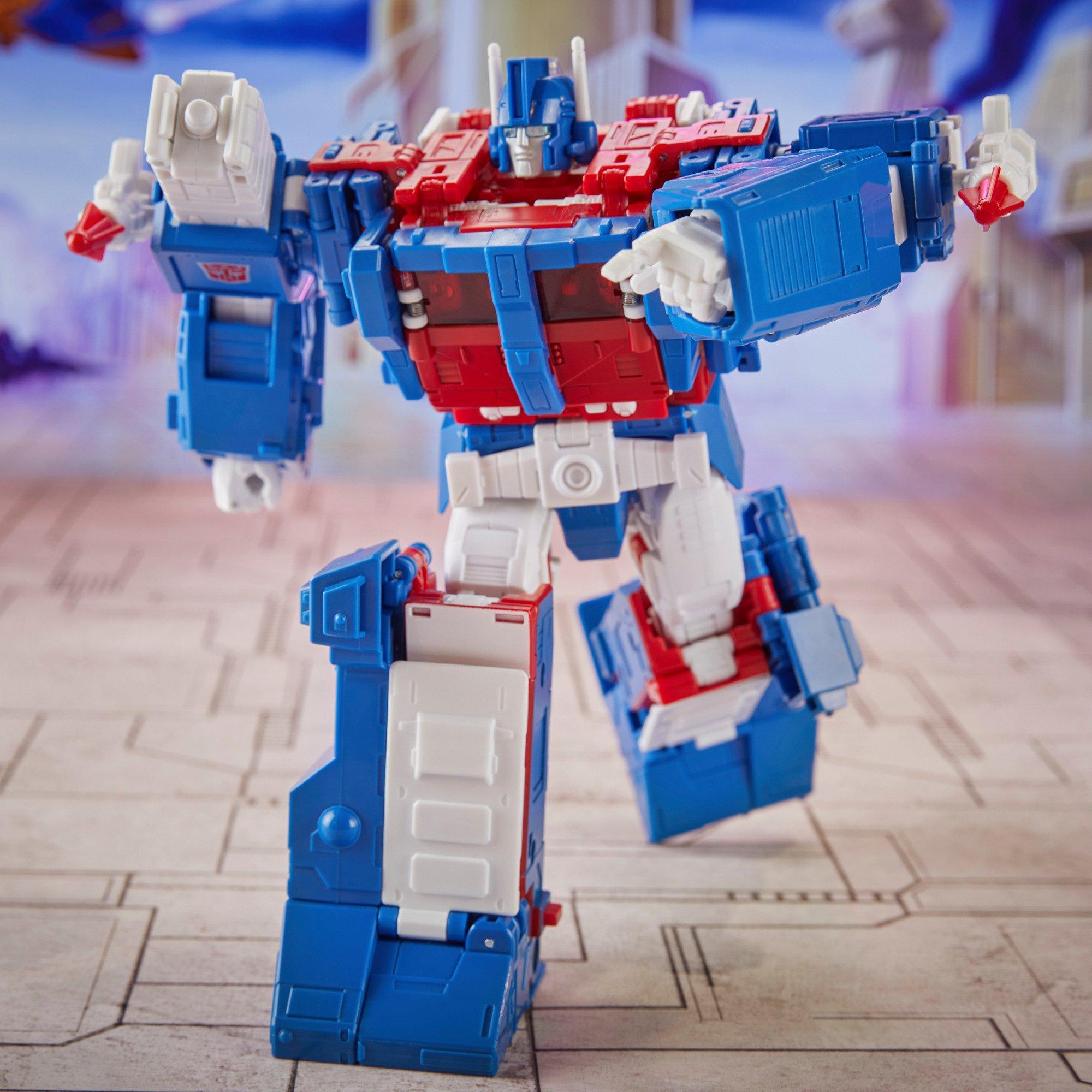 Hasbro Transformers Studio Series Commander Class 86-21 Ultra Magnus 9.5-in Action Figure