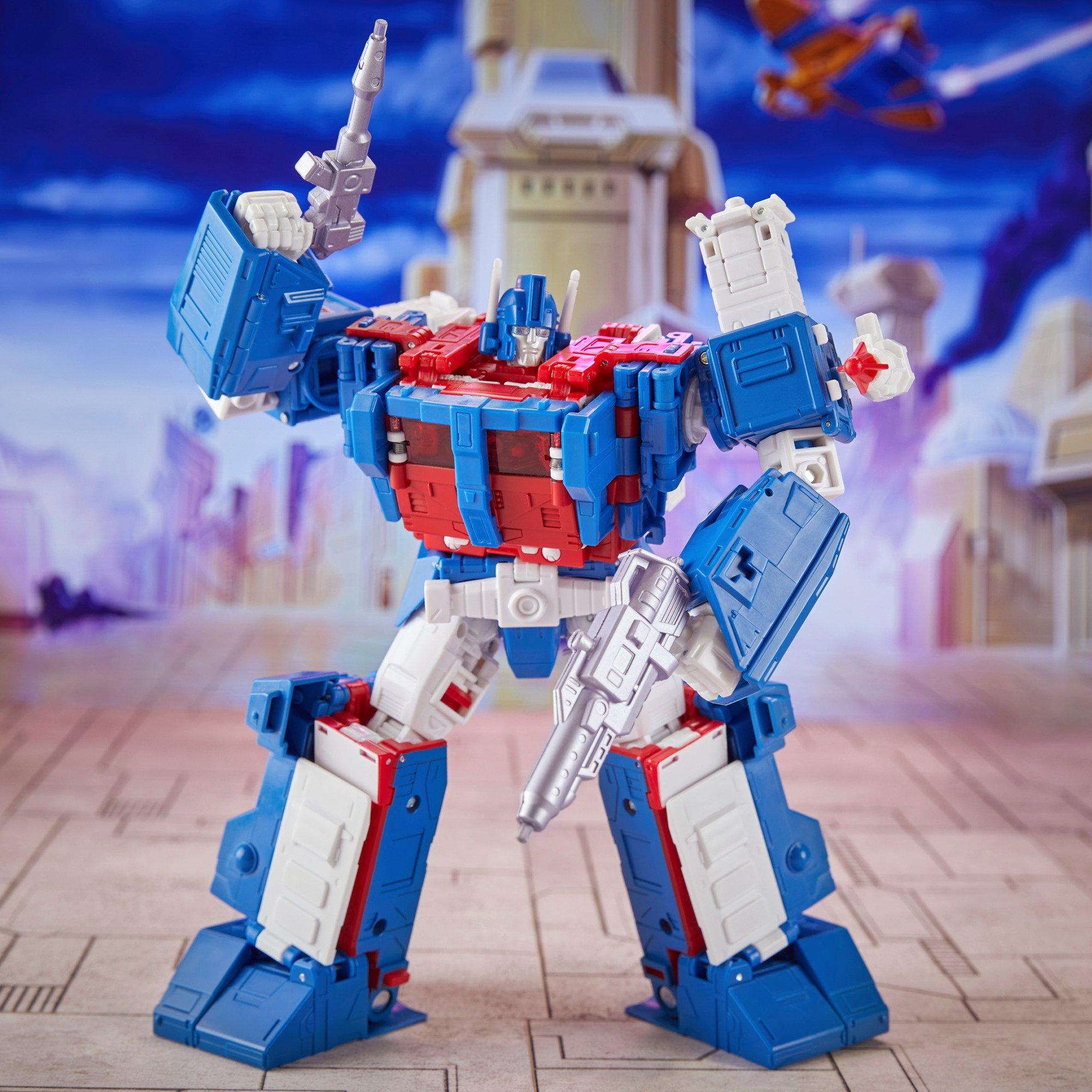 Hasbro Transformers Studio Series Commander Class 86-21 Ultra Magnus 9.5-in Action Figure