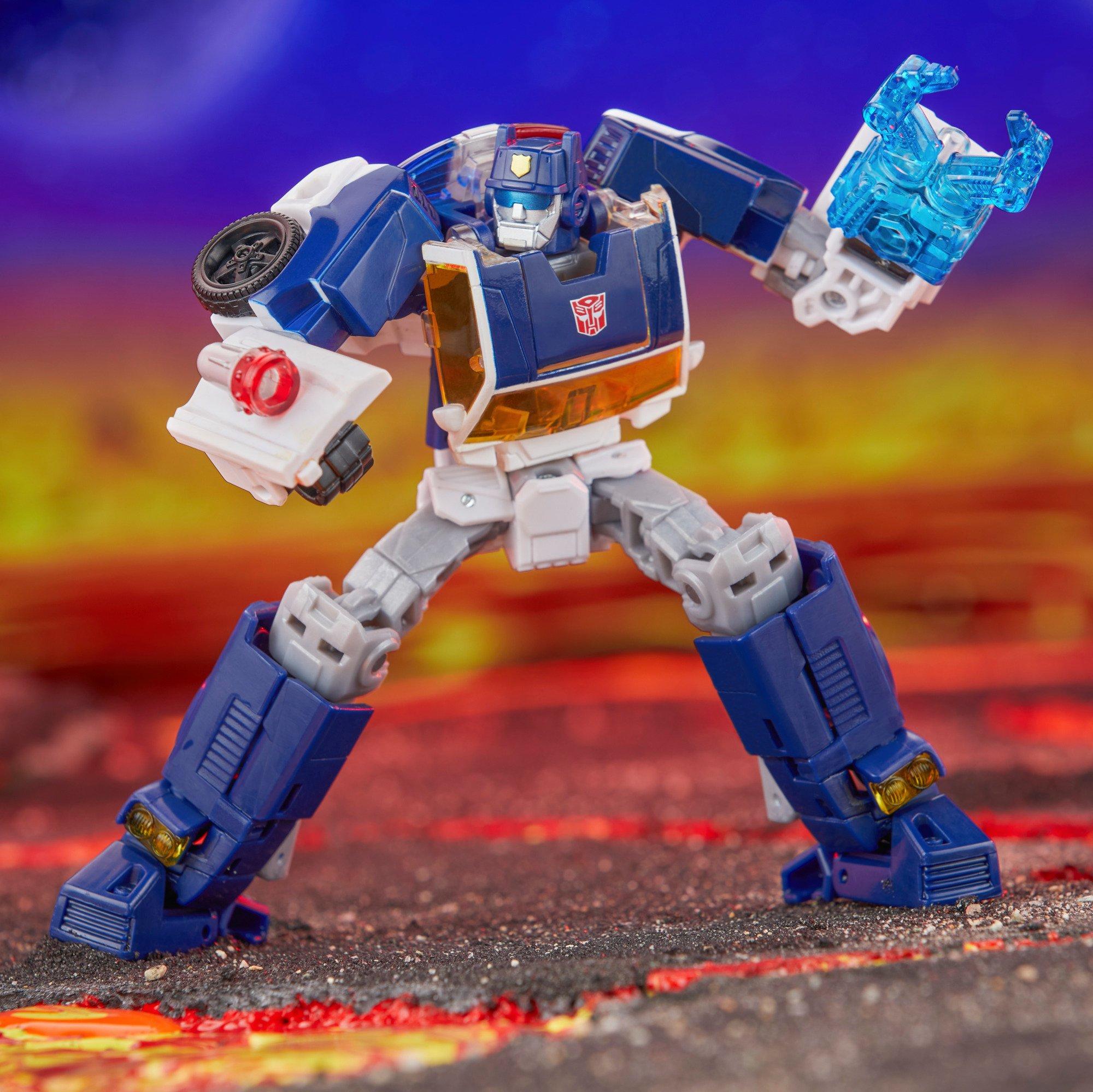 Transformers robot deals rescue bot headquarters