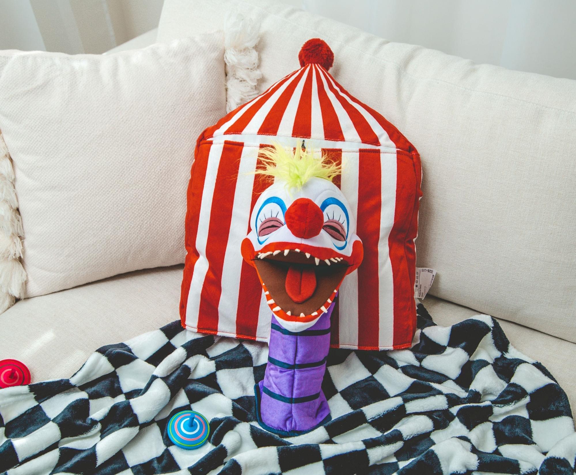 Hand hotsell Puppets - Killer Klowns From Outer Space