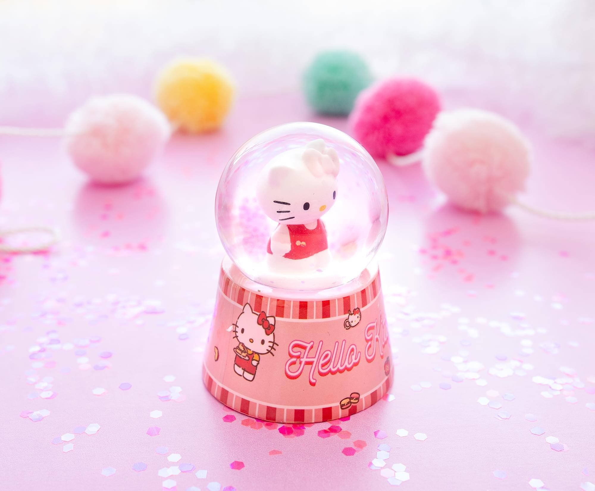 Sanrio Hello Kitty Mini Light-Up 3-in Snow Globe